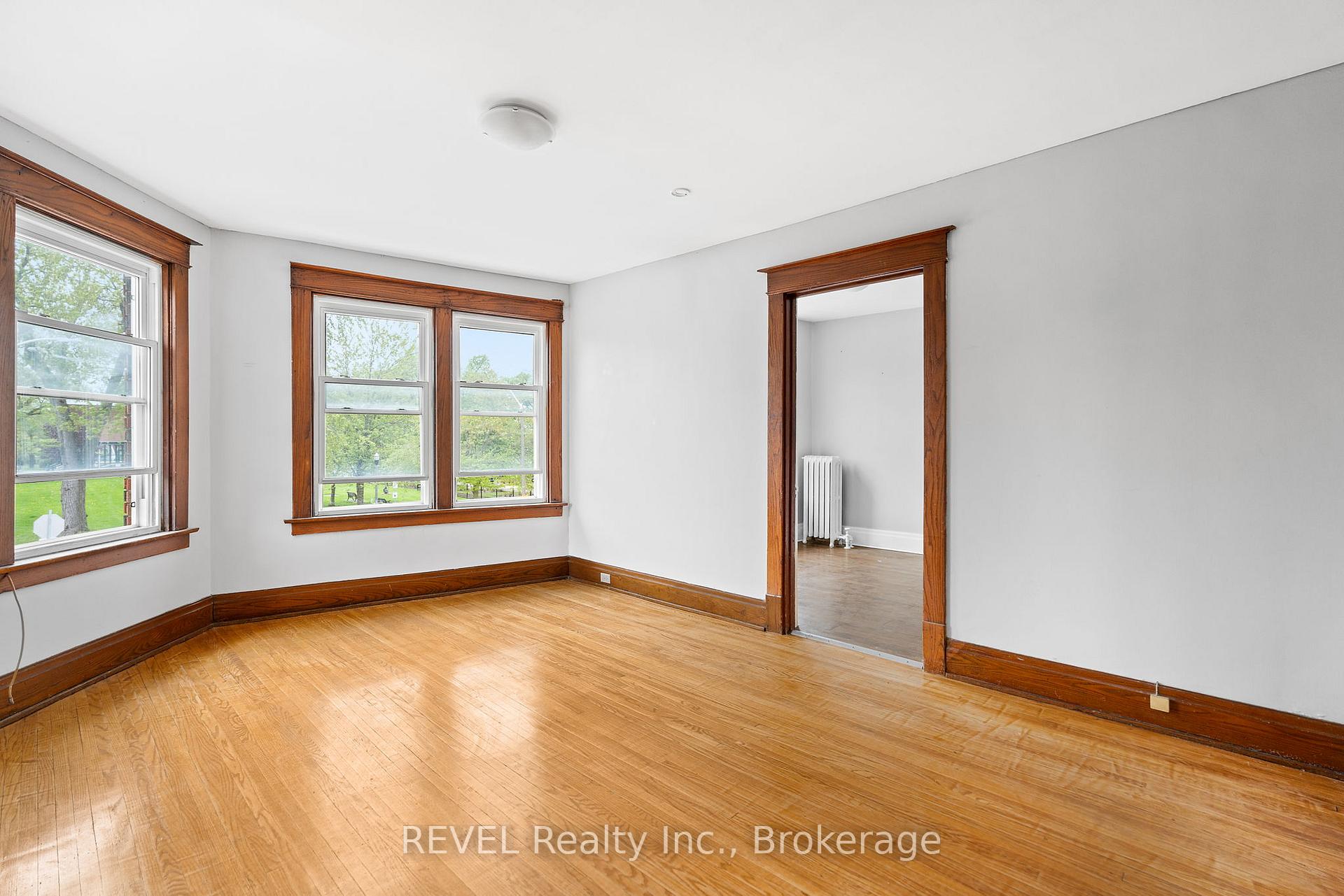 Photo 13 of Unit Apt #1, 74 Queen Street, St. Catharines, Downtown — HOMEH