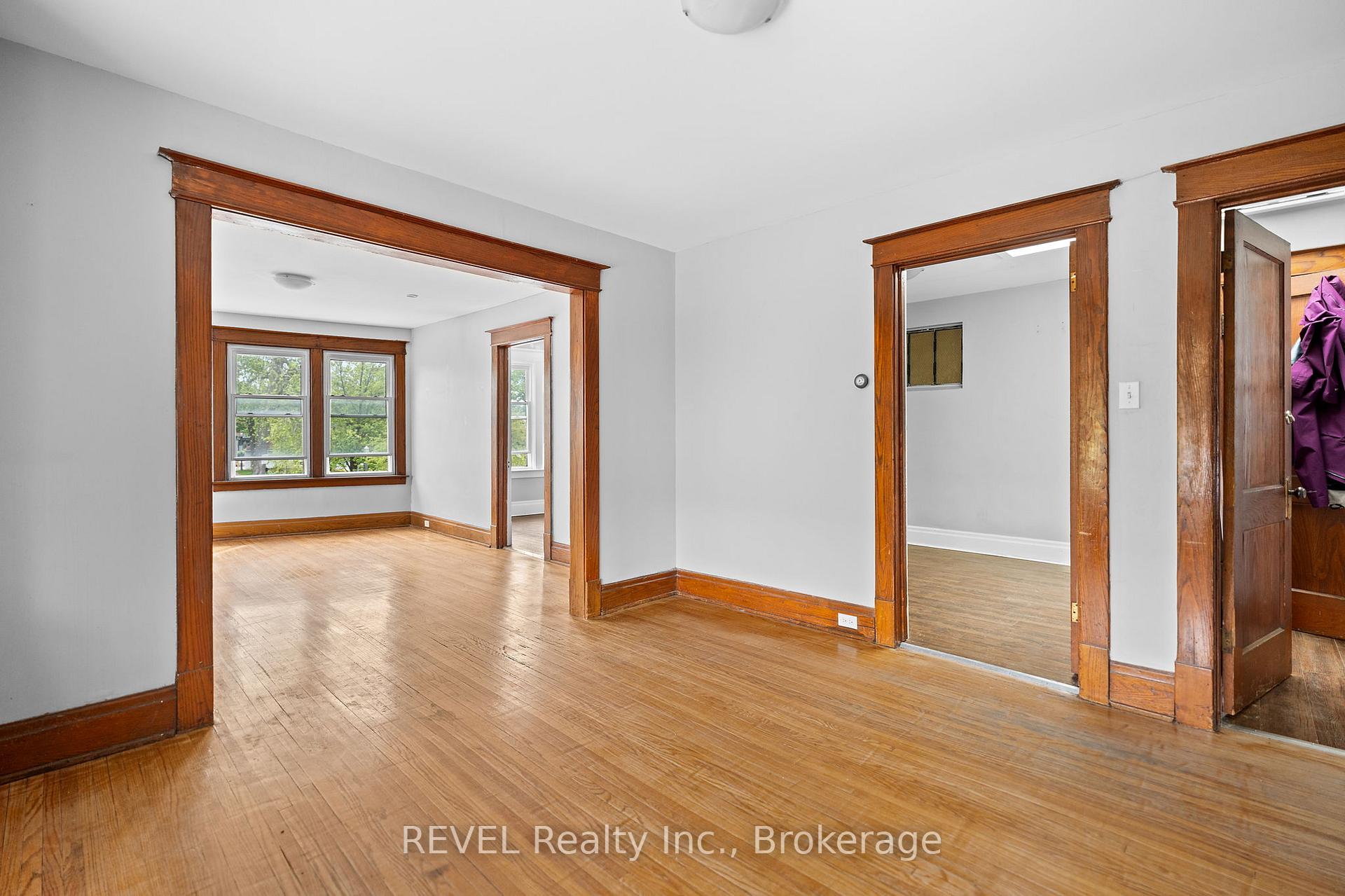 Photo 15 of Unit Apt #1, 74 Queen Street, St. Catharines, Downtown — HOMEH