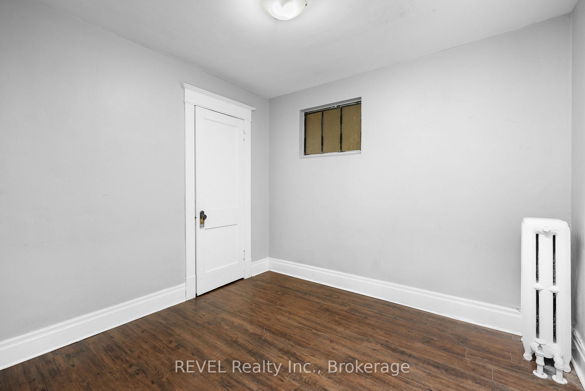 Photo 17 of Unit Apt #1, 74 Queen Street, St. Catharines, Downtown — HOMEH