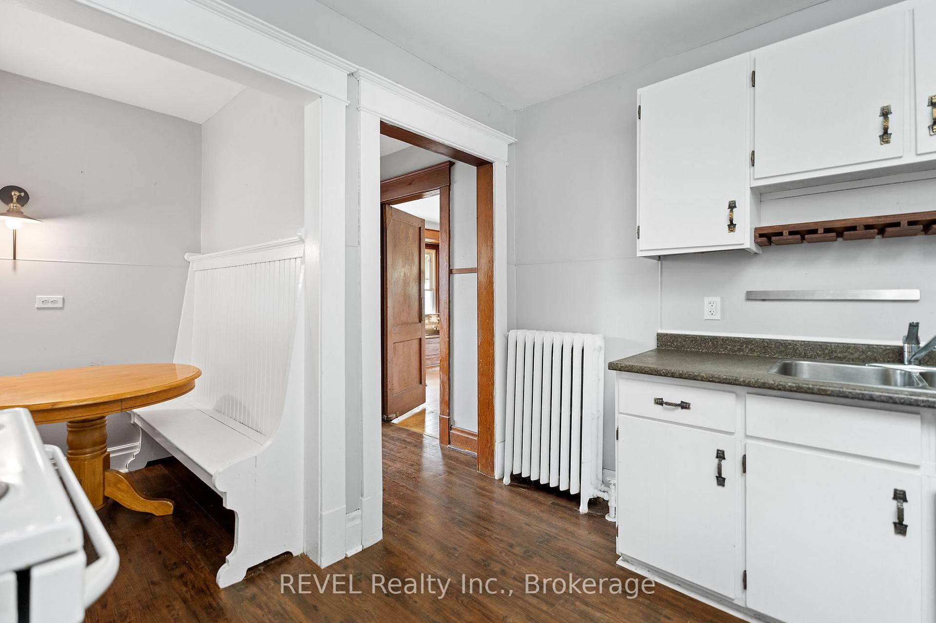 Photo 24 of Unit Apt #1, 74 Queen Street, St. Catharines, Downtown — HOMEH
