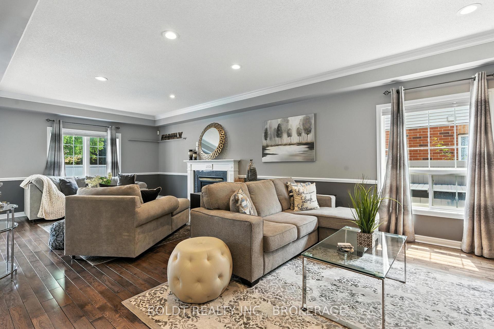 Photo 5 of 84 Vansickle Road, St. Catharines, Rykert/Vansickle — HOMEH