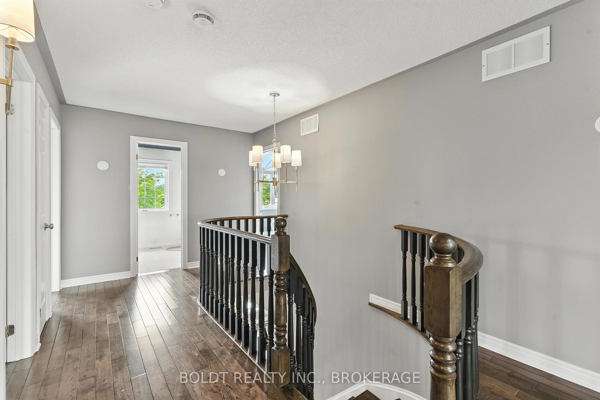 Photo 16 of 84 Vansickle Road, St. Catharines, Rykert/Vansickle — HOMEH