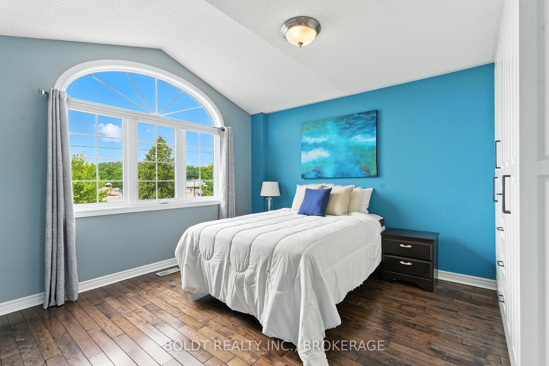 Photo 28 of 84 Vansickle Road, St. Catharines, Rykert/Vansickle — HOMEH