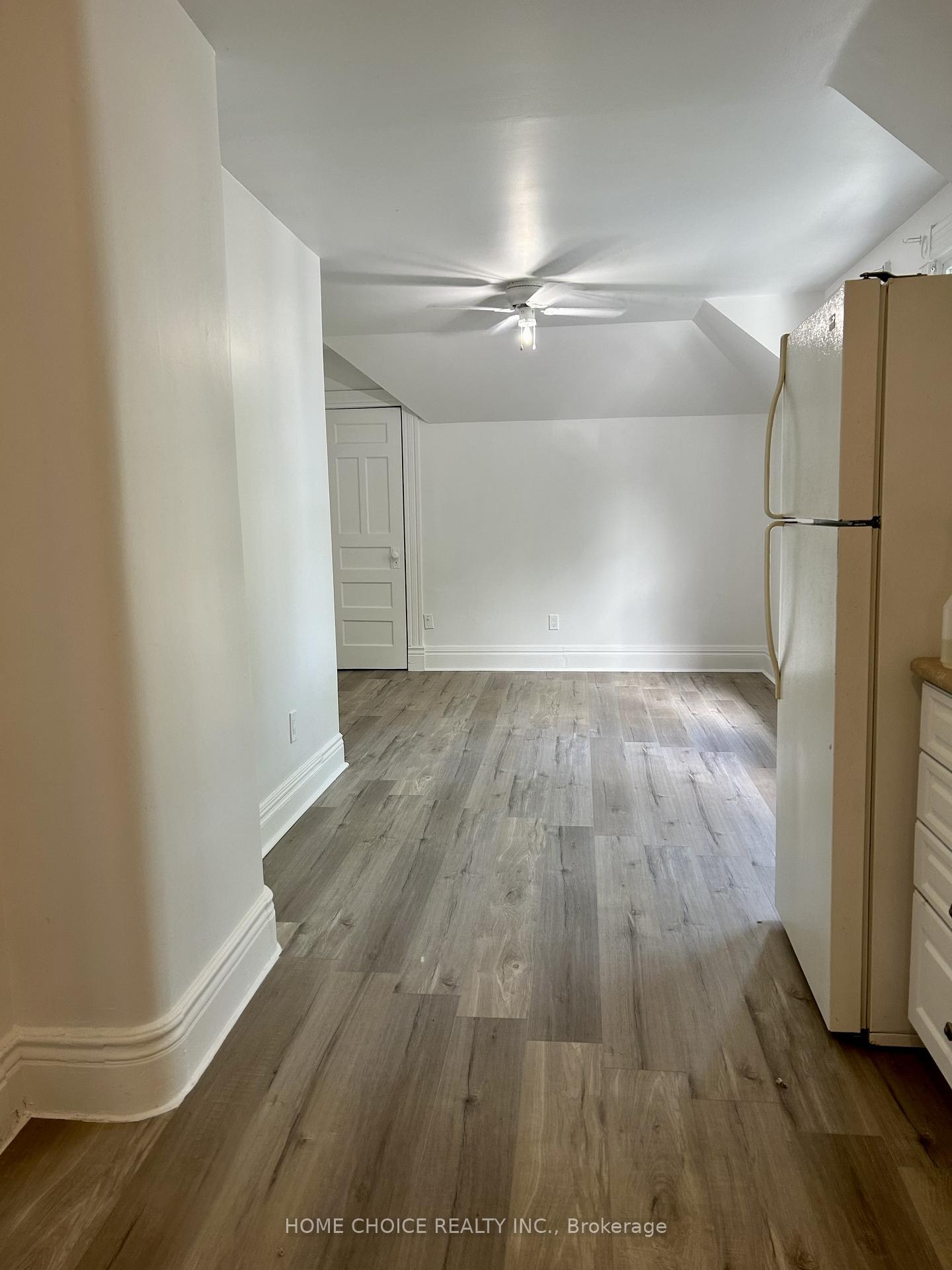 Photo 2 of Unit 2, 82 Maple Street, St. Catharines, Downtown — HOMEH