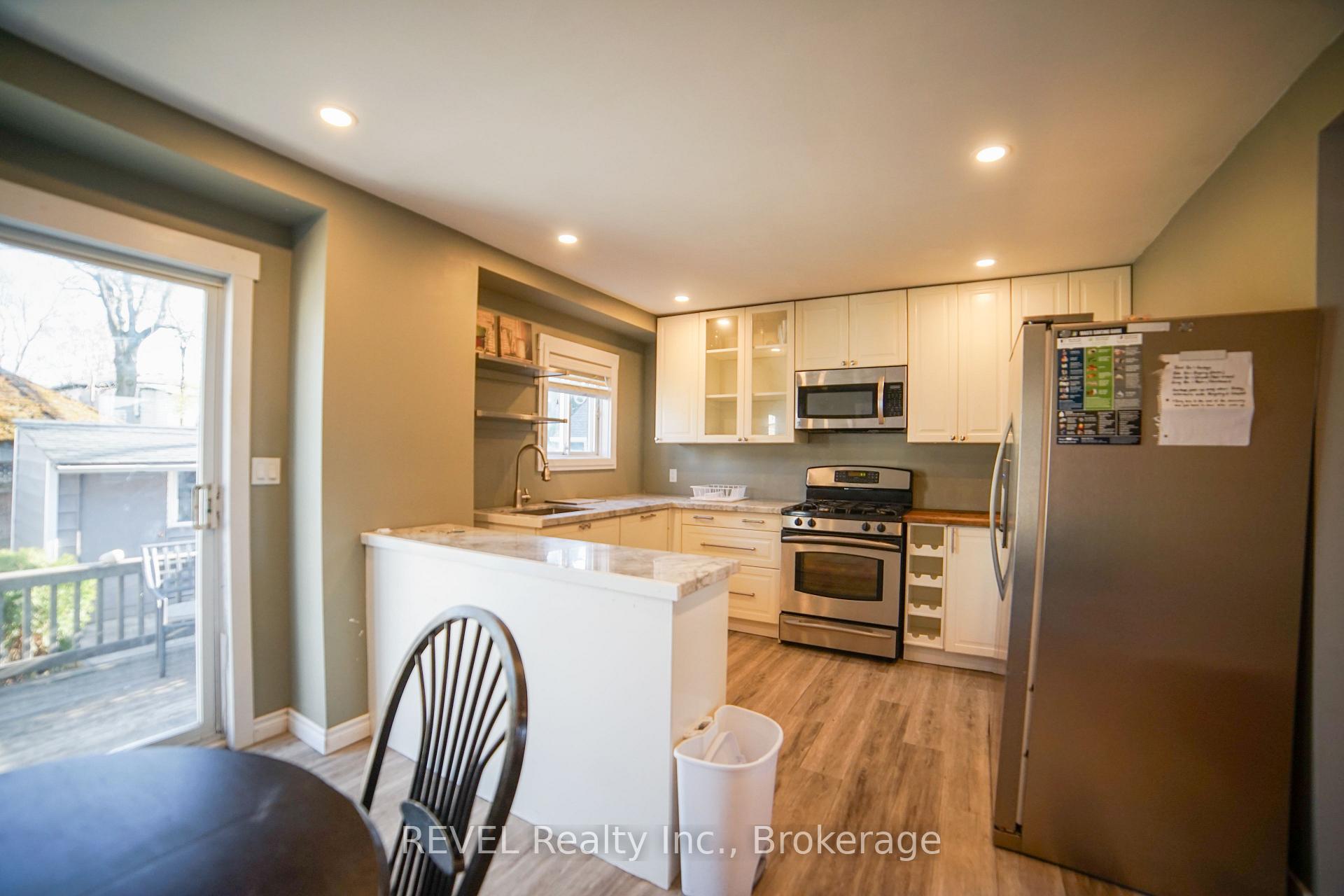 Photo 1 of 32 Edmund Street, St. Catharines, Downtown — HOMEH