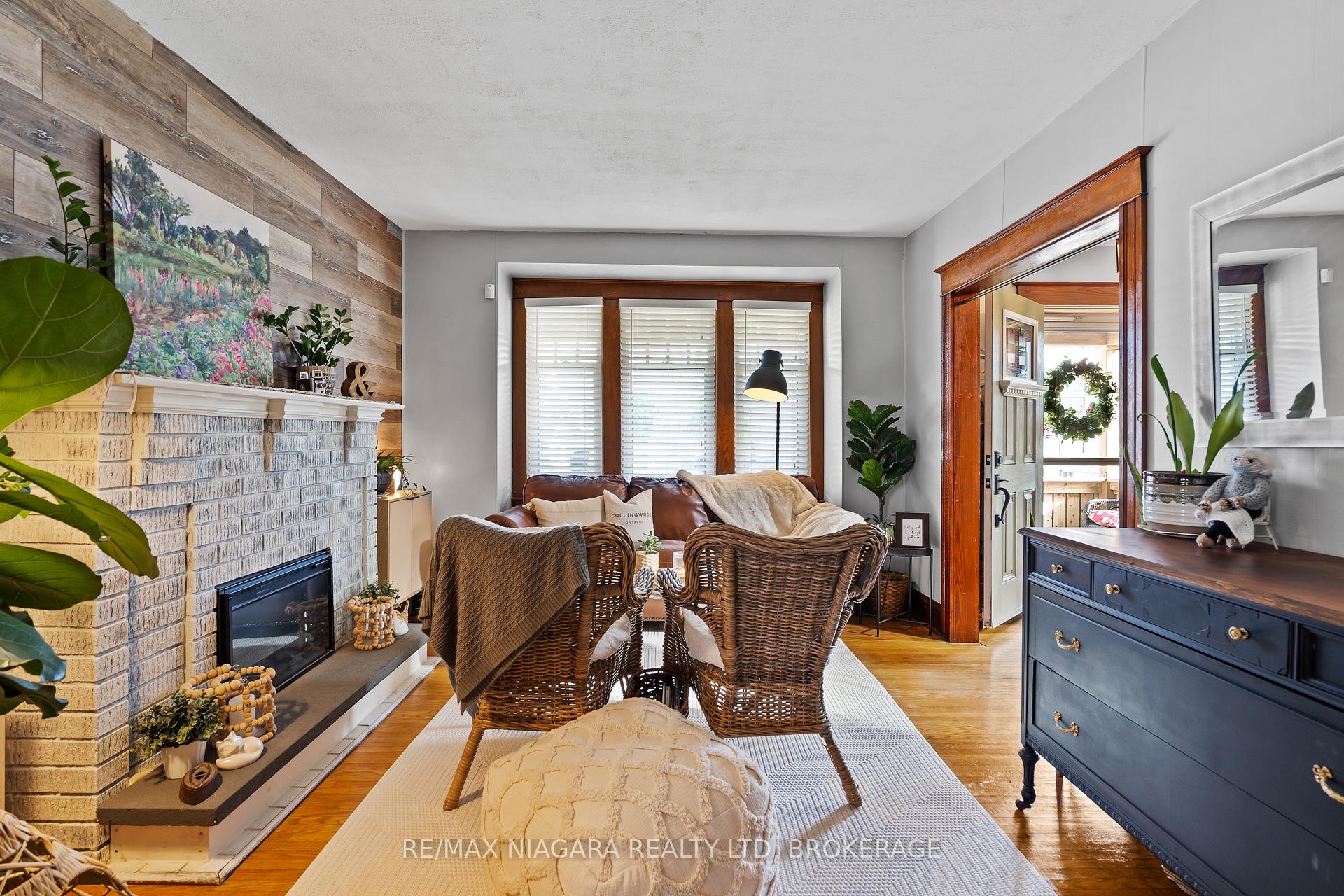 Photo 13 of 39 Turner Crescent, St. Catharines, Oakdale — HOMEH