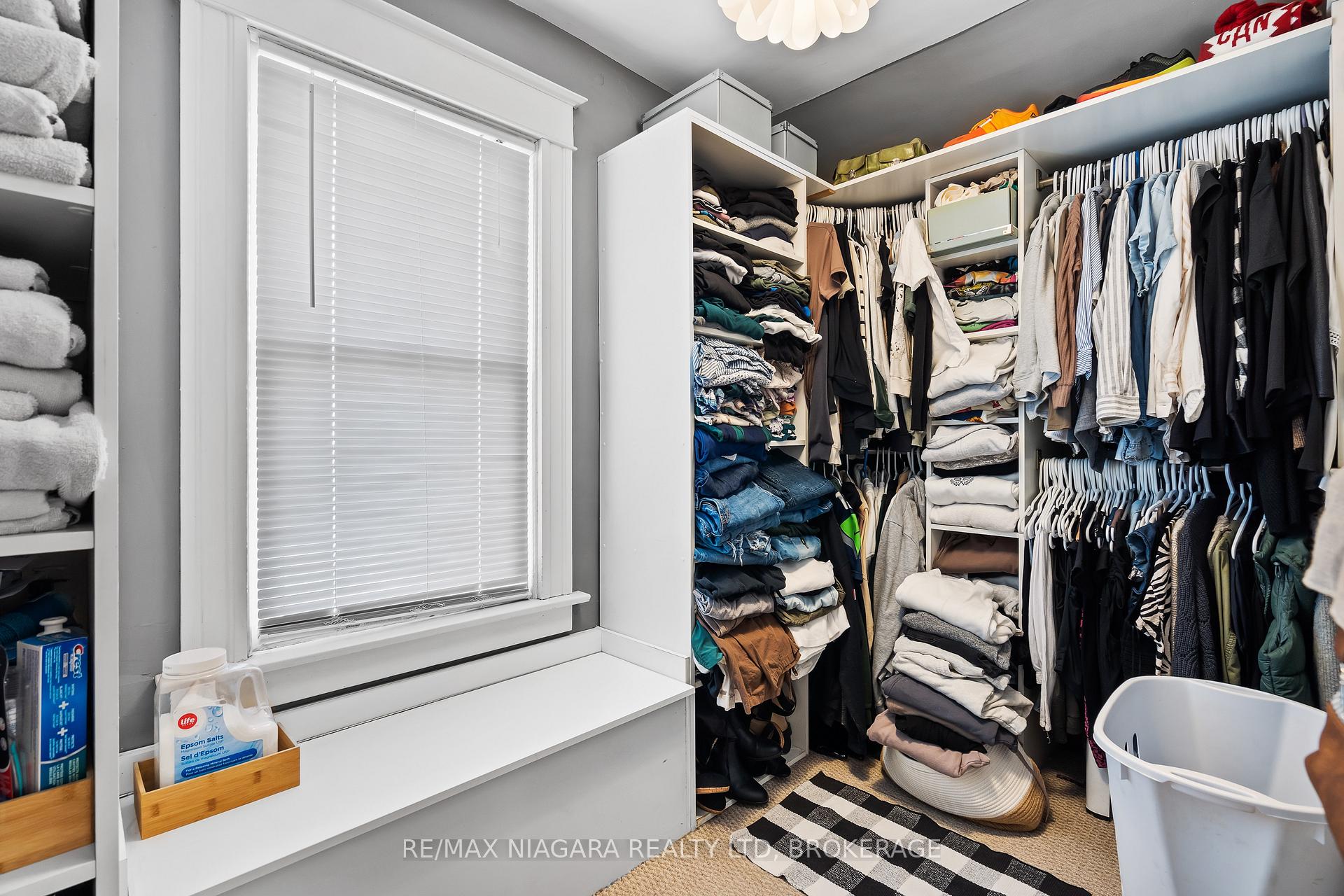Photo 27 of 39 Turner Crescent, St. Catharines, Oakdale — HOMEH