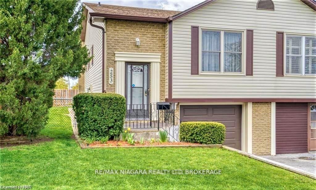 Photo 3 of 253 St Augustine Drive, St. Catharines, Secord Woods — HOMEH