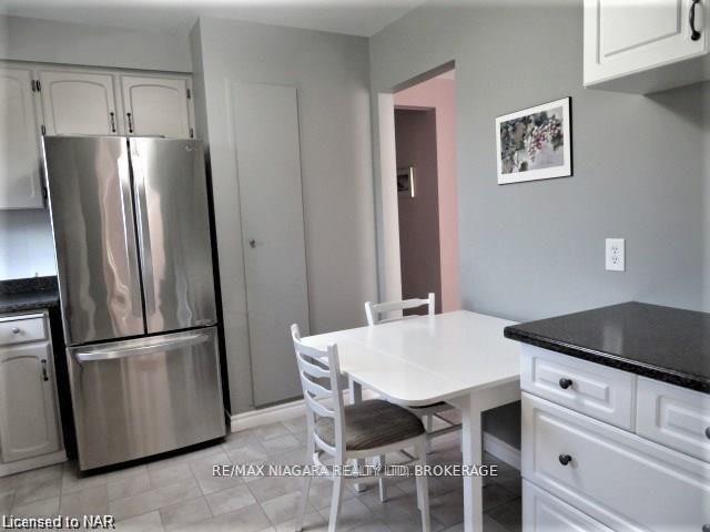 Photo 6 of 253 St Augustine Drive, St. Catharines, Secord Woods — HOMEH