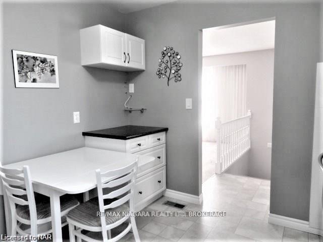 Photo 8 of 253 St Augustine Drive, St. Catharines, Secord Woods — HOMEH