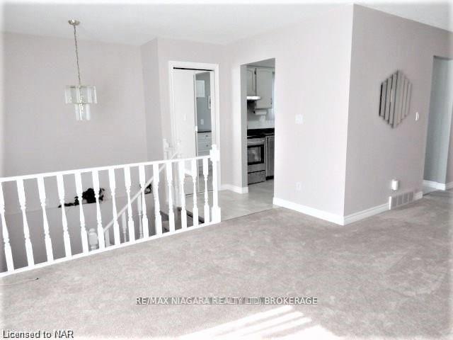 Photo 9 of 253 St Augustine Drive, St. Catharines, Secord Woods — HOMEH