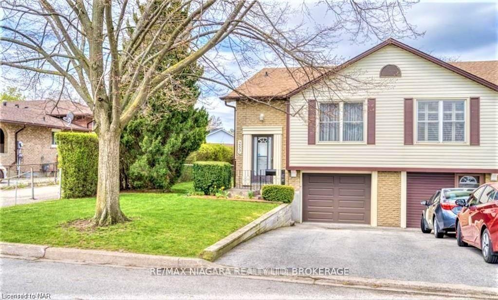 Photo 22 of 253 St Augustine Drive, St. Catharines, Secord Woods — HOMEH