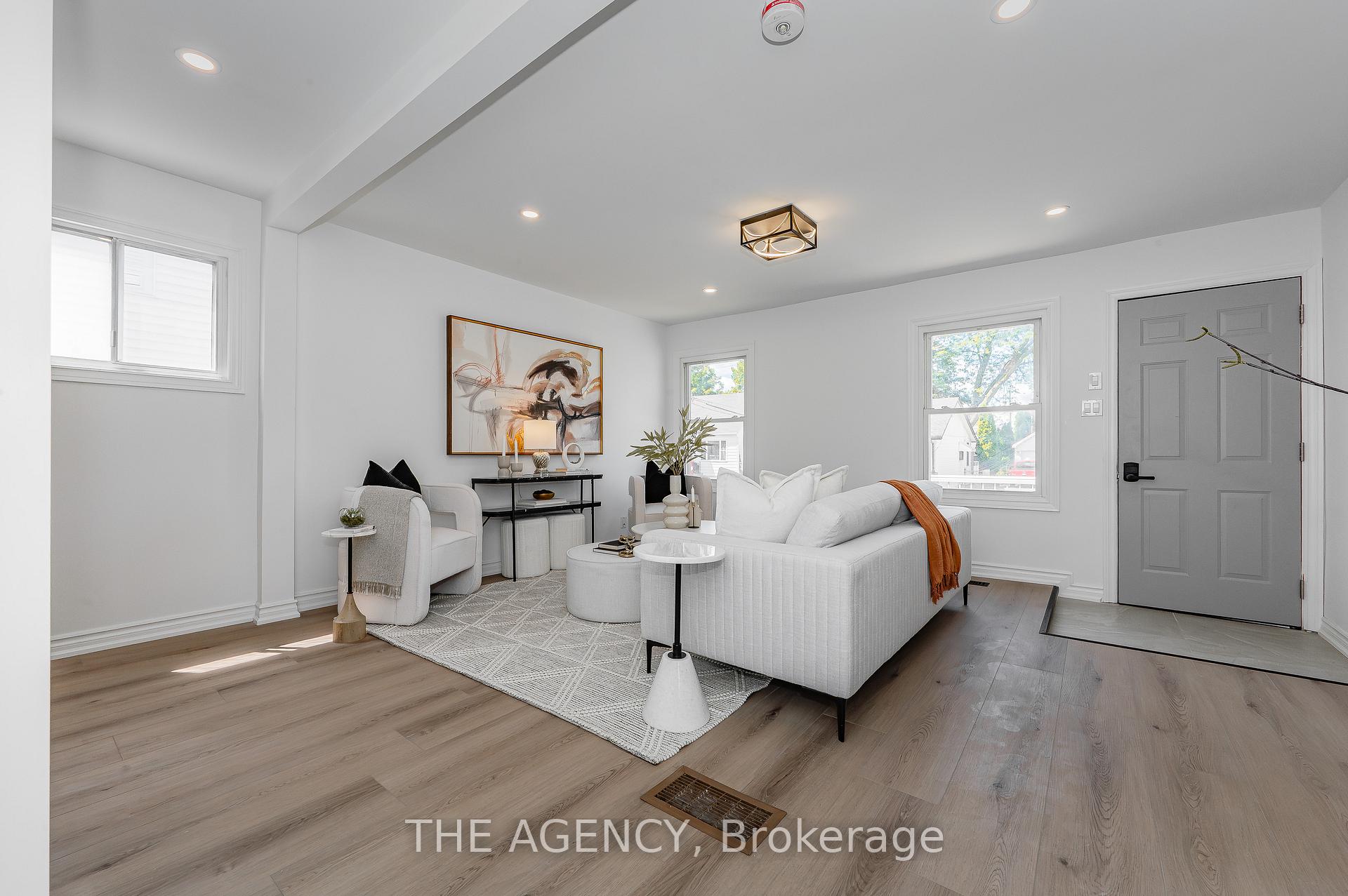 Photo 10 of 38 Parkview Road, St. Catharines, Facer — HOMEH