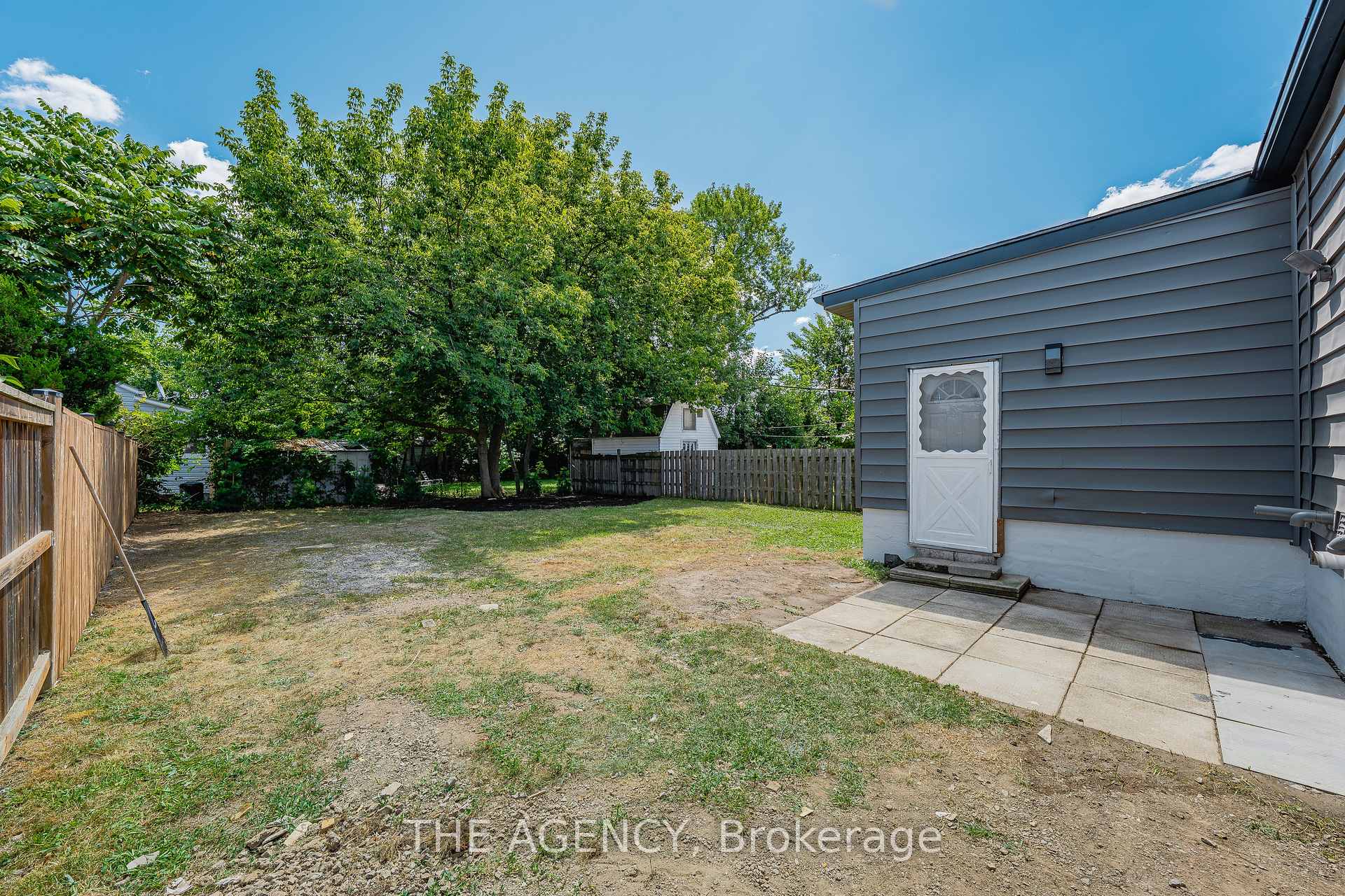 Photo 45 of 38 Parkview Road, St. Catharines, Facer — HOMEH
