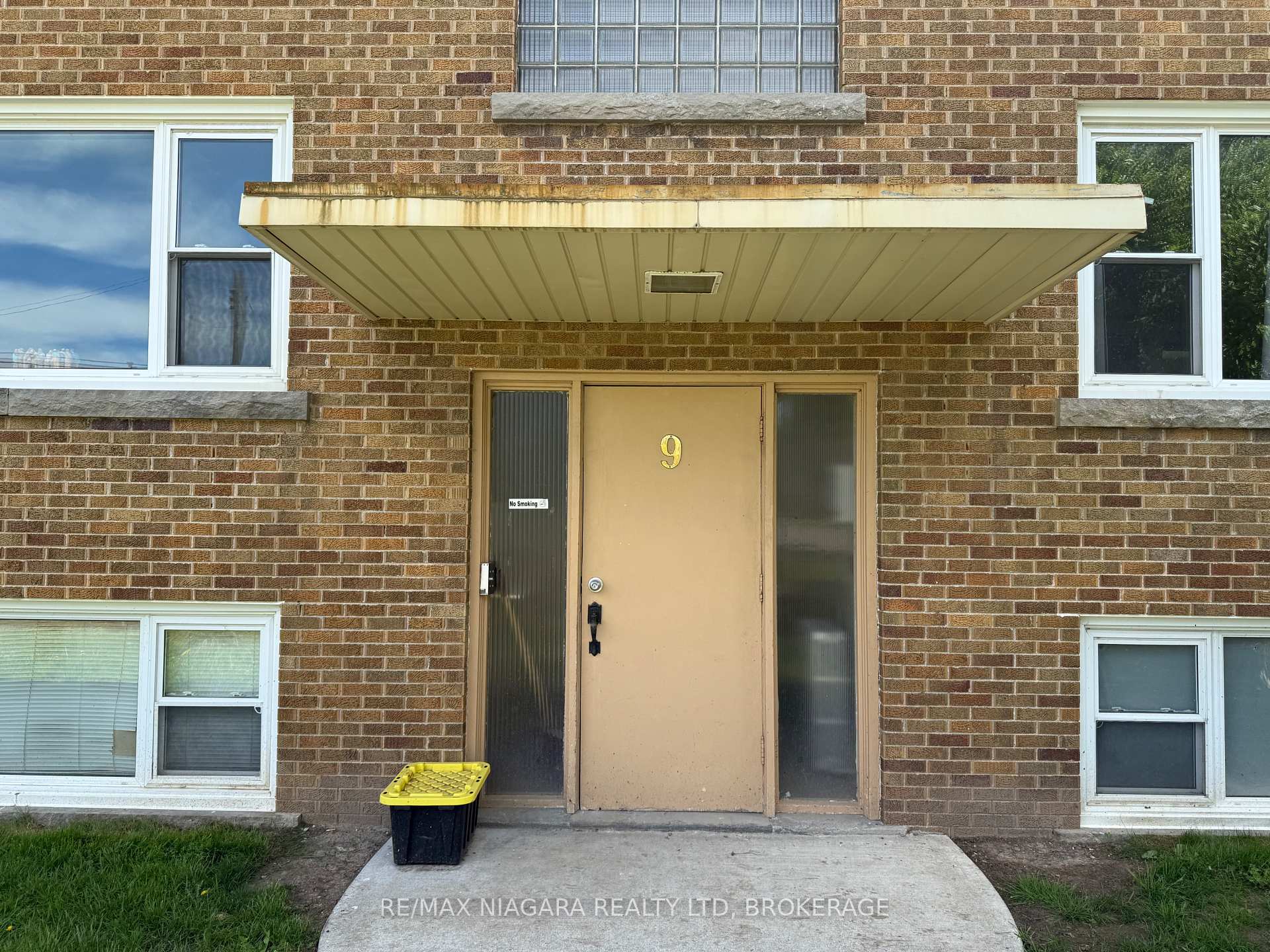 Photo 7 of Unit 4, 9 Riverview Boulevard, St. Catharines, Glendale/Glenridge — HOMEH