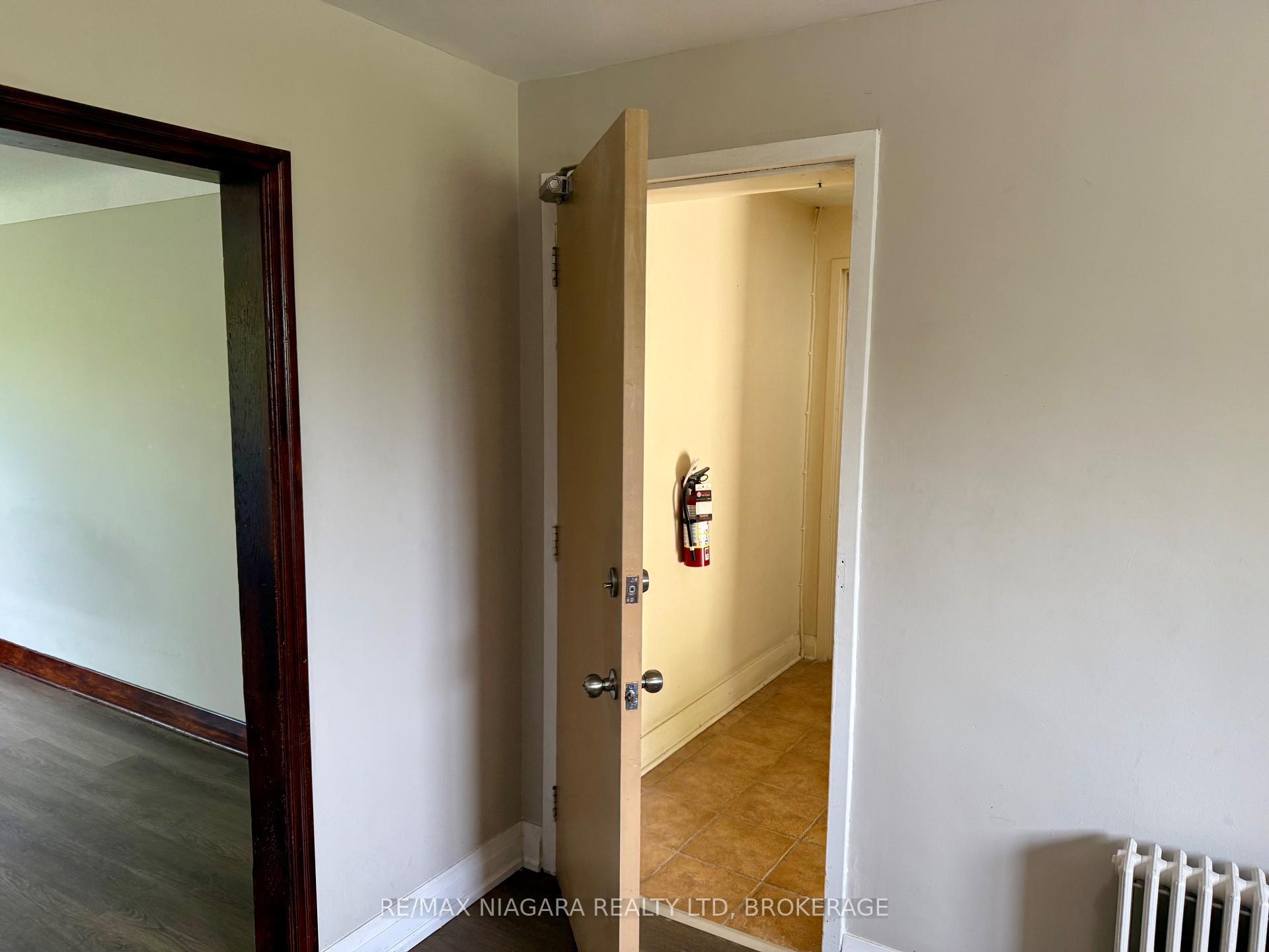 Photo 15 of Unit 4, 9 Riverview Boulevard, St. Catharines, Glendale/Glenridge — HOMEH