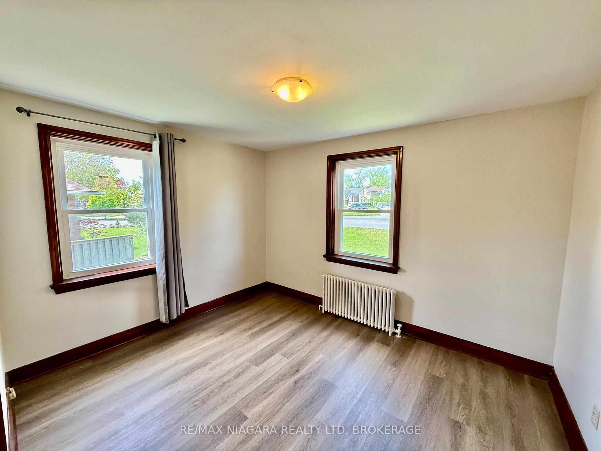 Photo 17 of Unit 4, 9 Riverview Boulevard, St. Catharines, Glendale/Glenridge — HOMEH