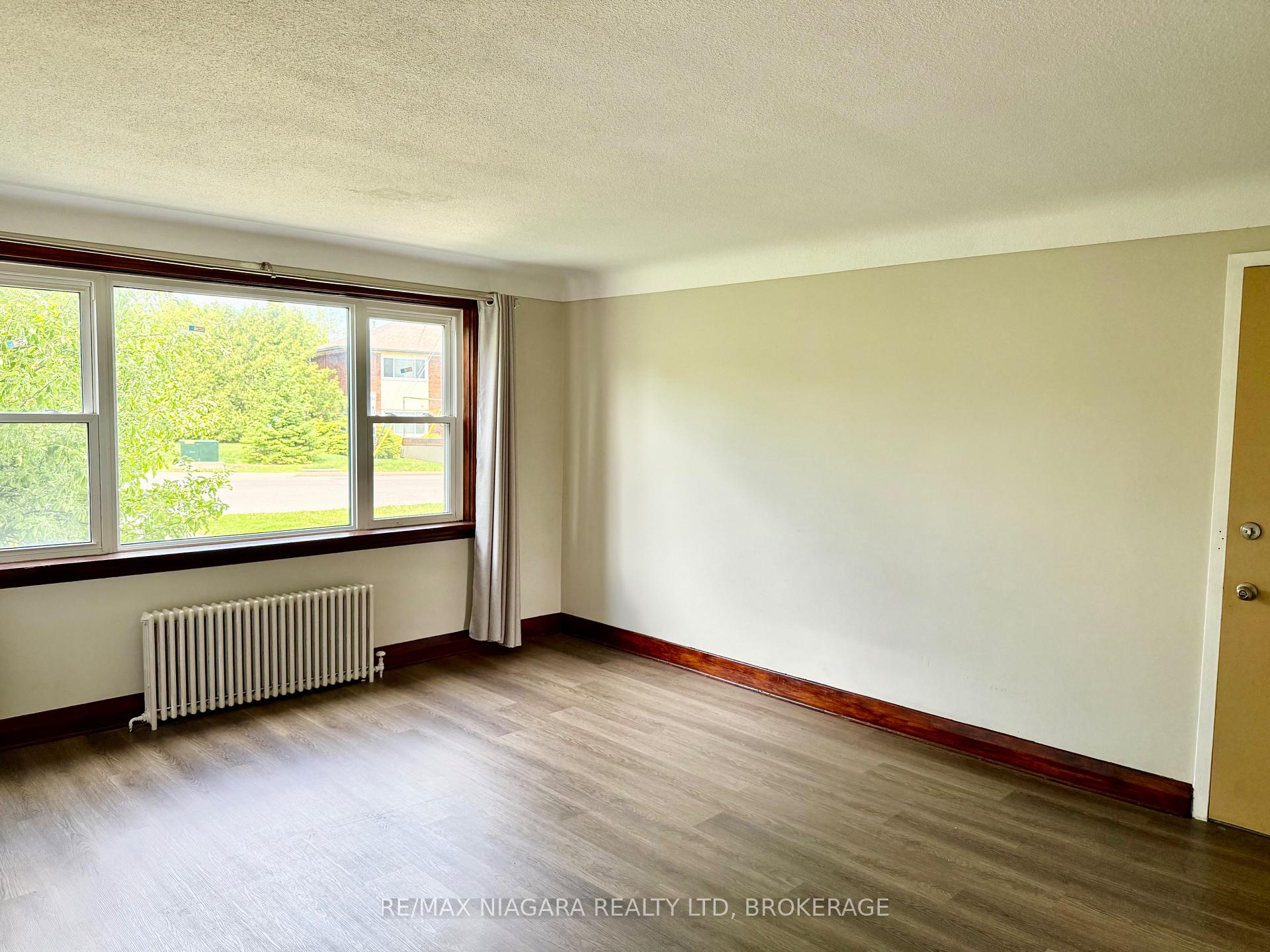Photo 23 of Unit 4, 9 Riverview Boulevard, St. Catharines, Glendale/Glenridge — HOMEH