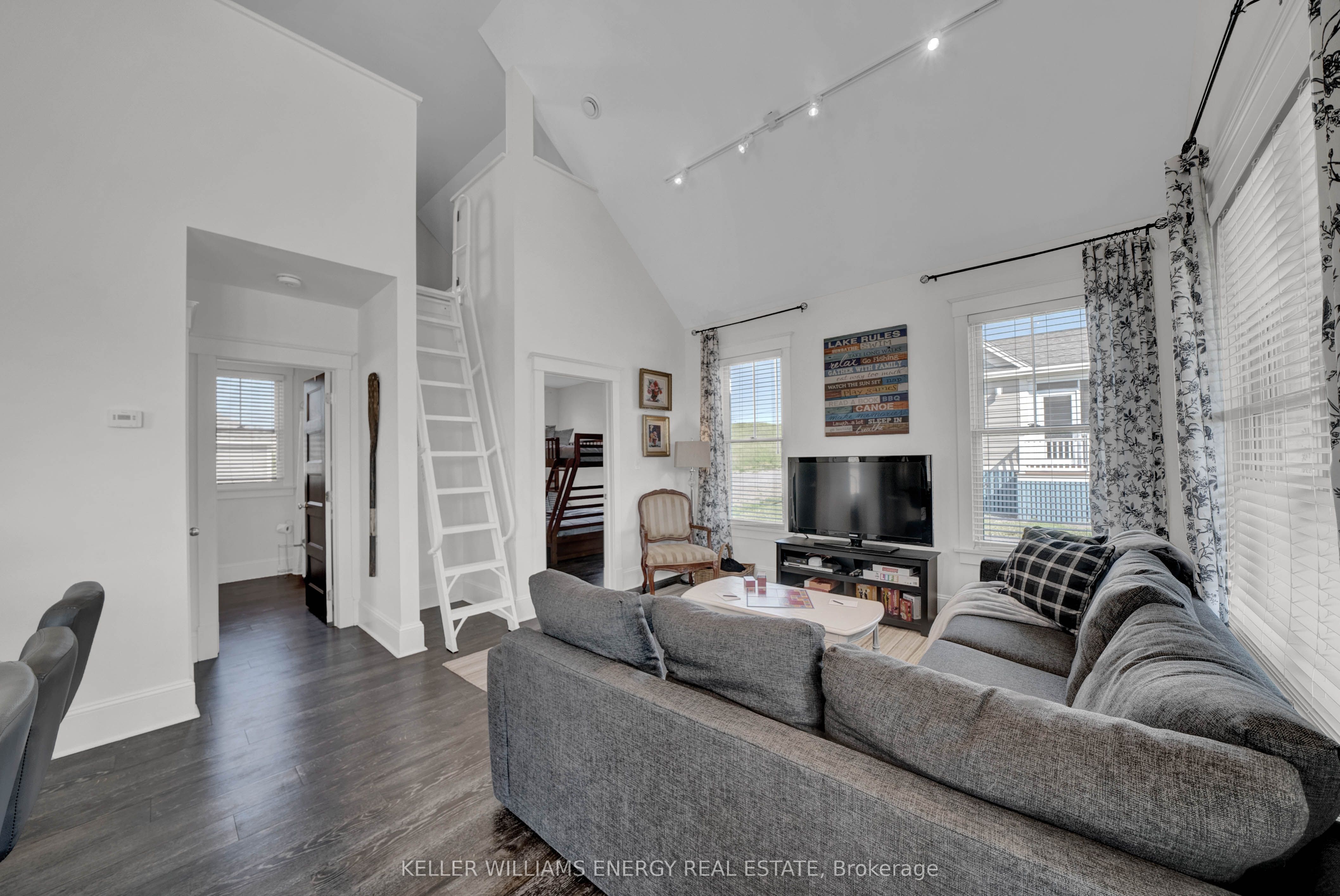 Photo 49 of 43 Butternut Lane, Prince Edward County, Athol Ward — HOMEH