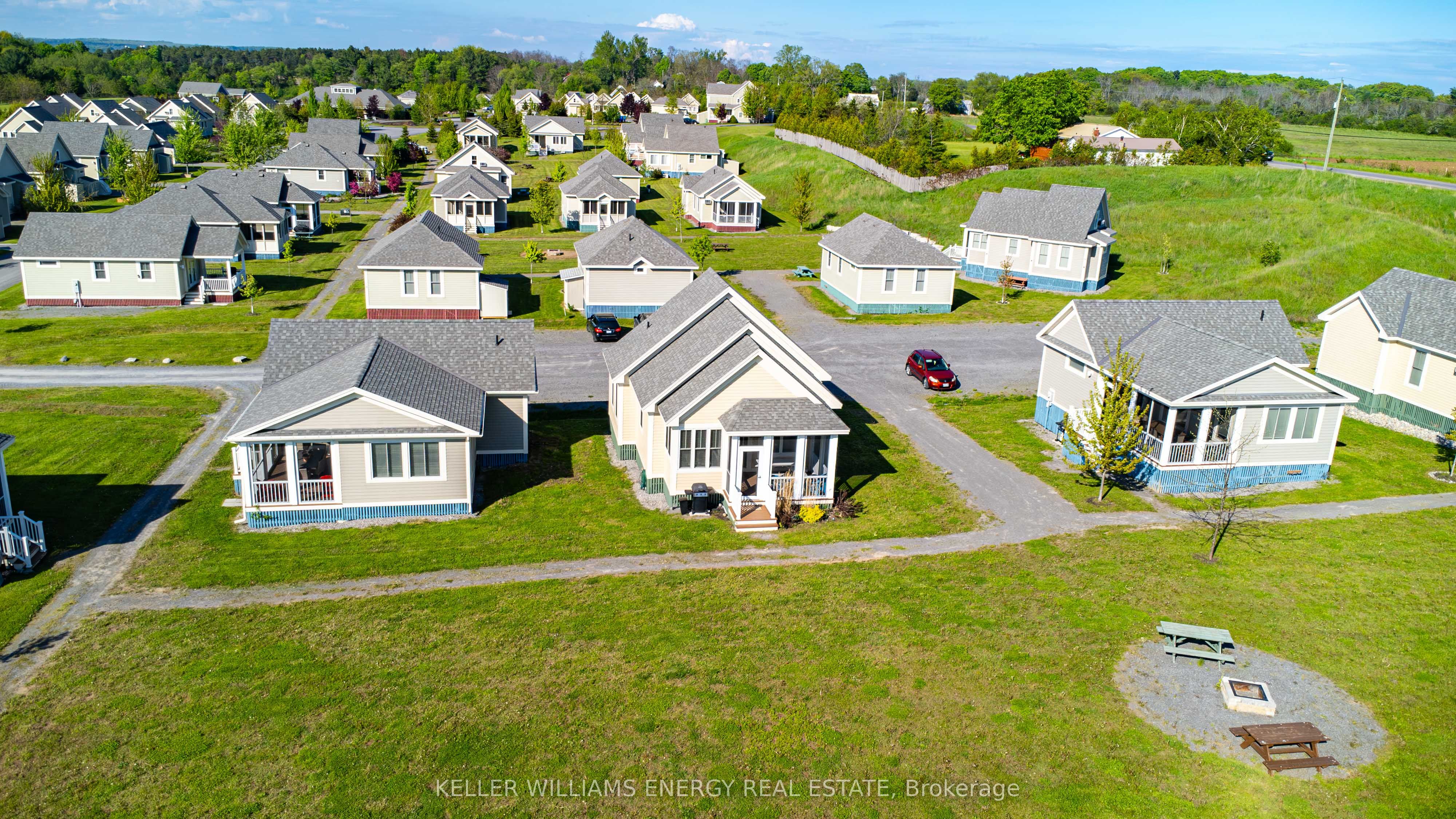 Photo 79 of 43 Butternut Lane, Prince Edward County, Athol Ward — HOMEH