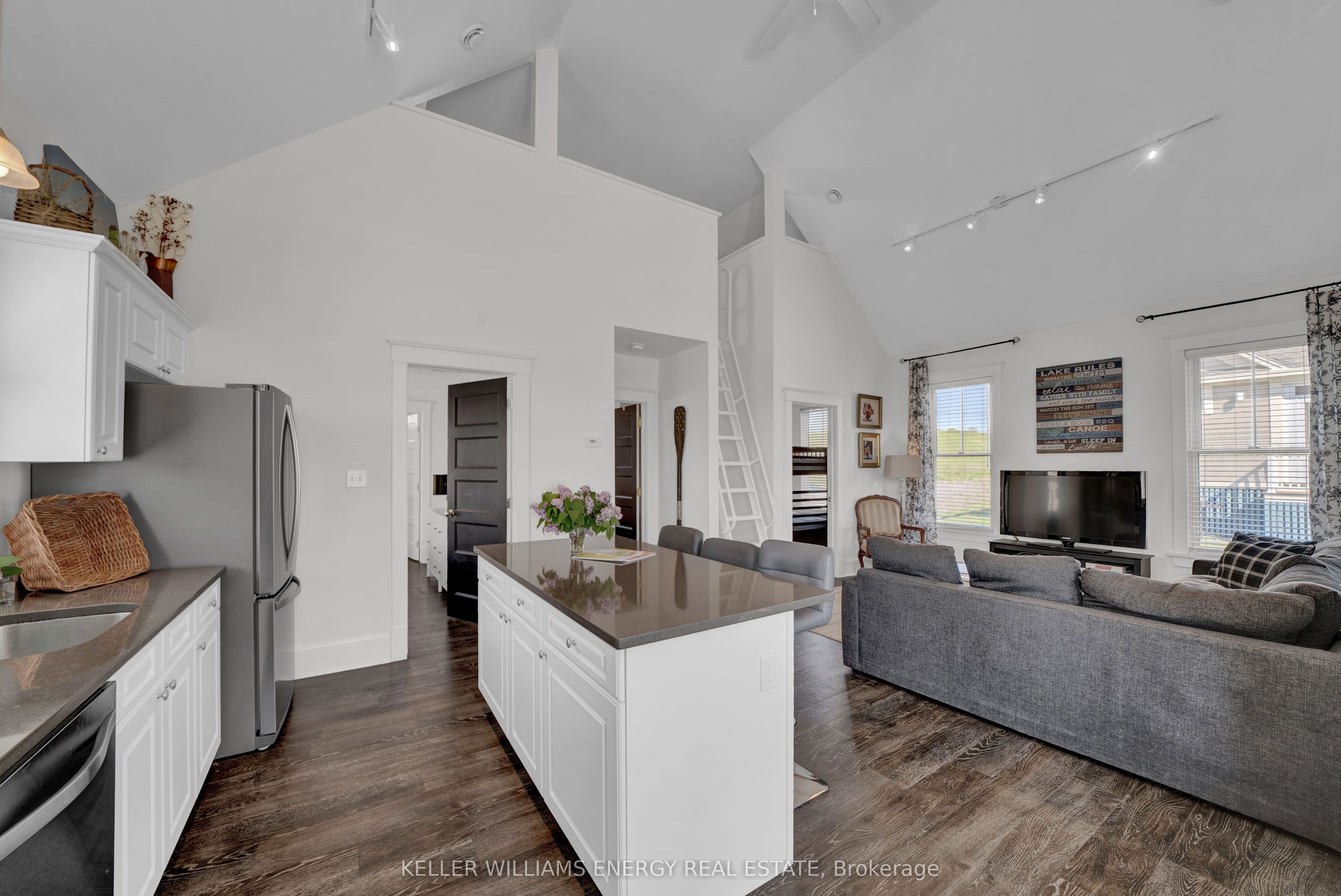 Photo 54 of 43 Butternut Lane, Prince Edward County, Athol Ward — HOMEH