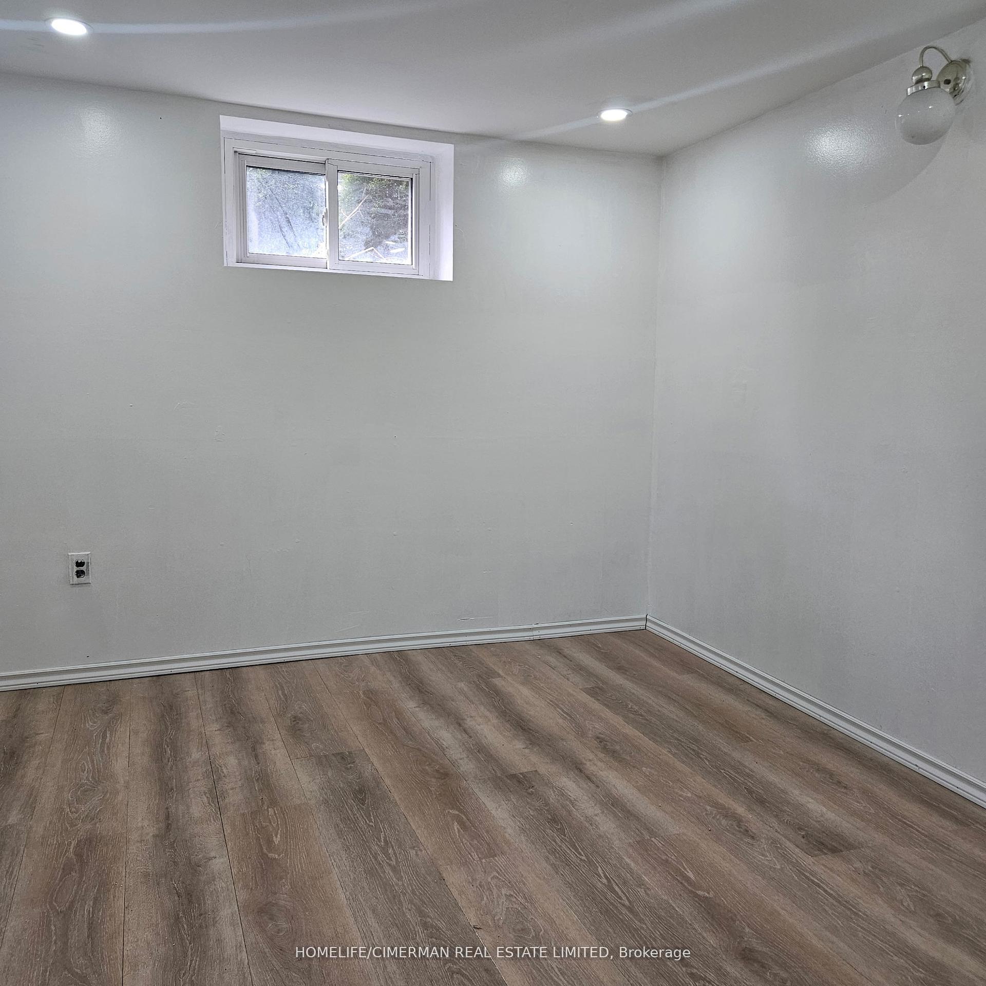 Photo 7 of Unit 3, 61 McCalla Drive, St. Catharines, Fairview — HOMEH