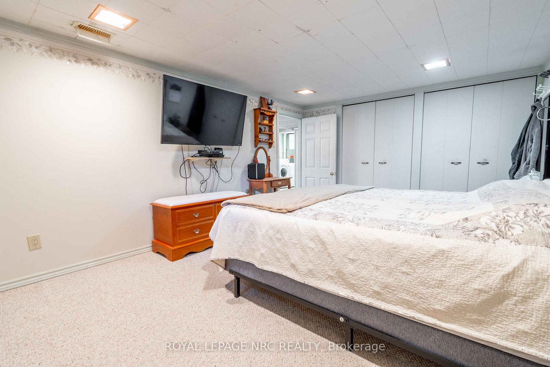 Photo 33 of 7 Greemore Court, St. Catharines, Carlton/Bunting — HOMEH
