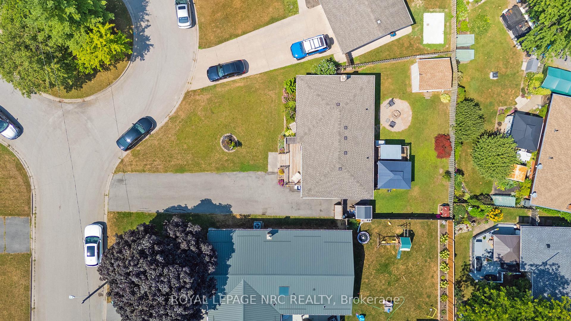 Photo 41 of 7 Greemore Court, St. Catharines, Carlton/Bunting — HOMEH