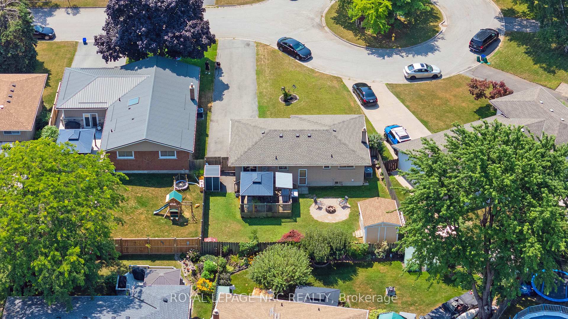 Photo 42 of 7 Greemore Court, St. Catharines, Carlton/Bunting — HOMEH