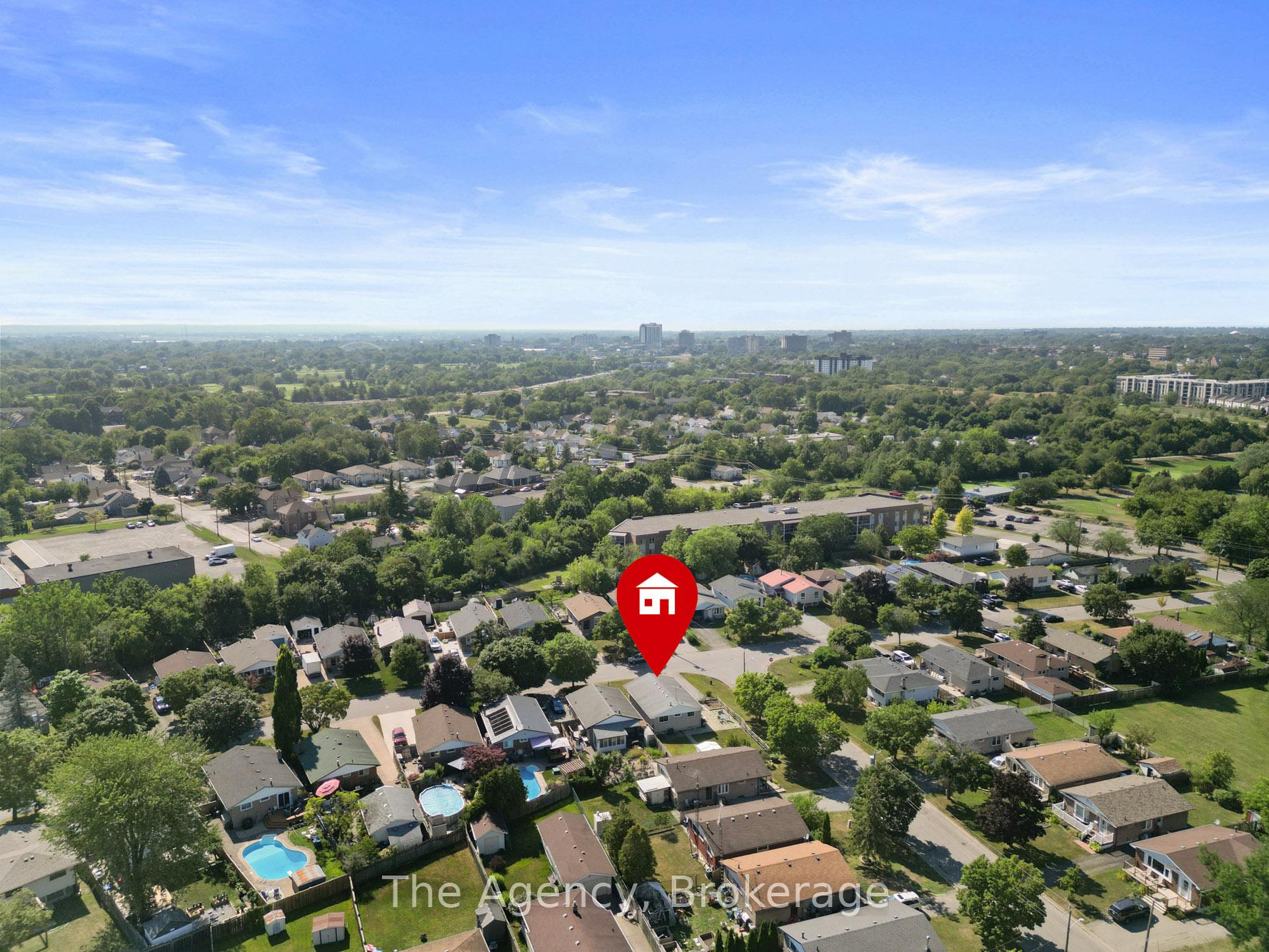 Photo 39 of 21 Loraine Drive, St. Catharines, Oakdale — HOMEH
