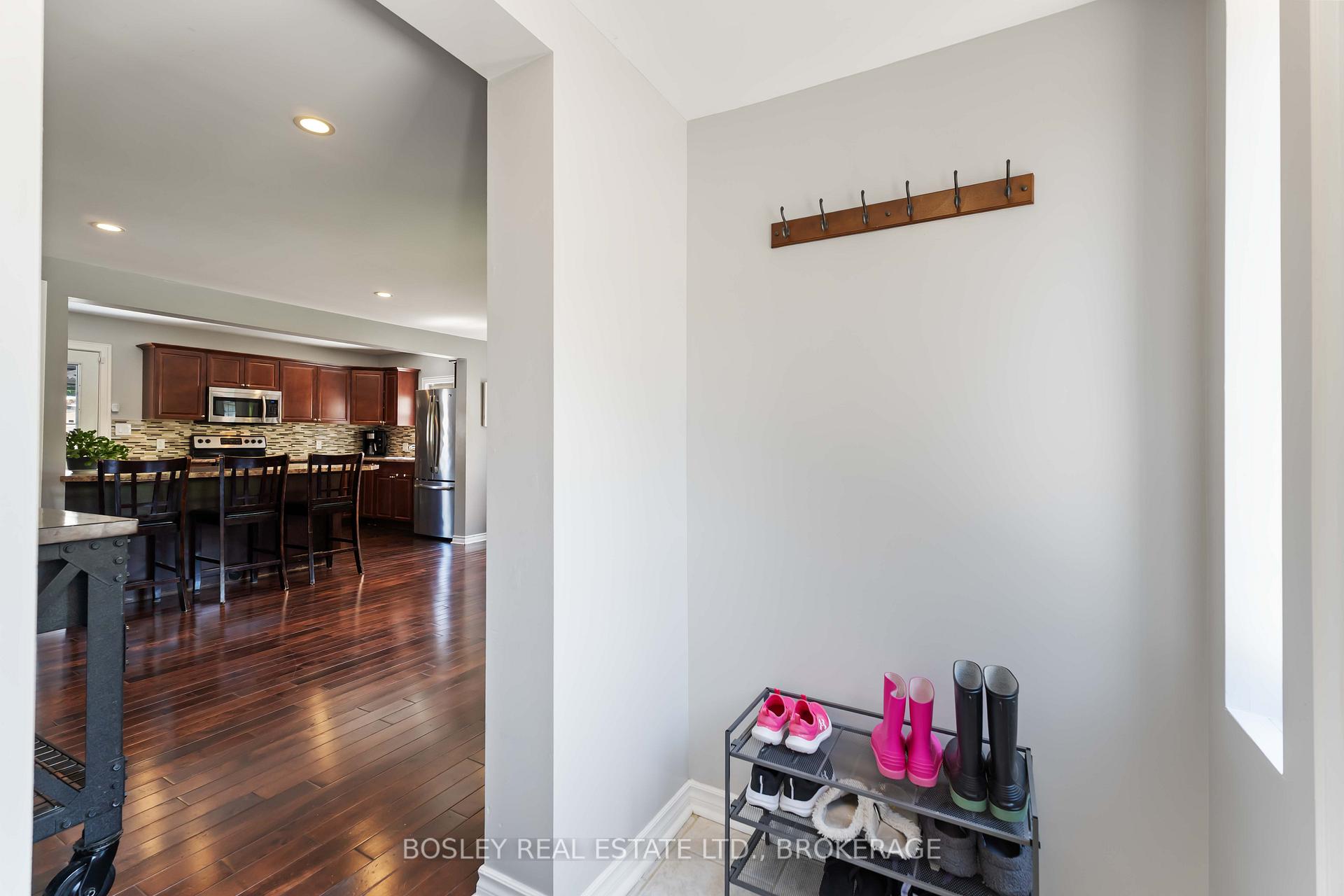 Photo 24 of 125 Powerview Avenue, St. Catharines, Western Hill — HOMEH