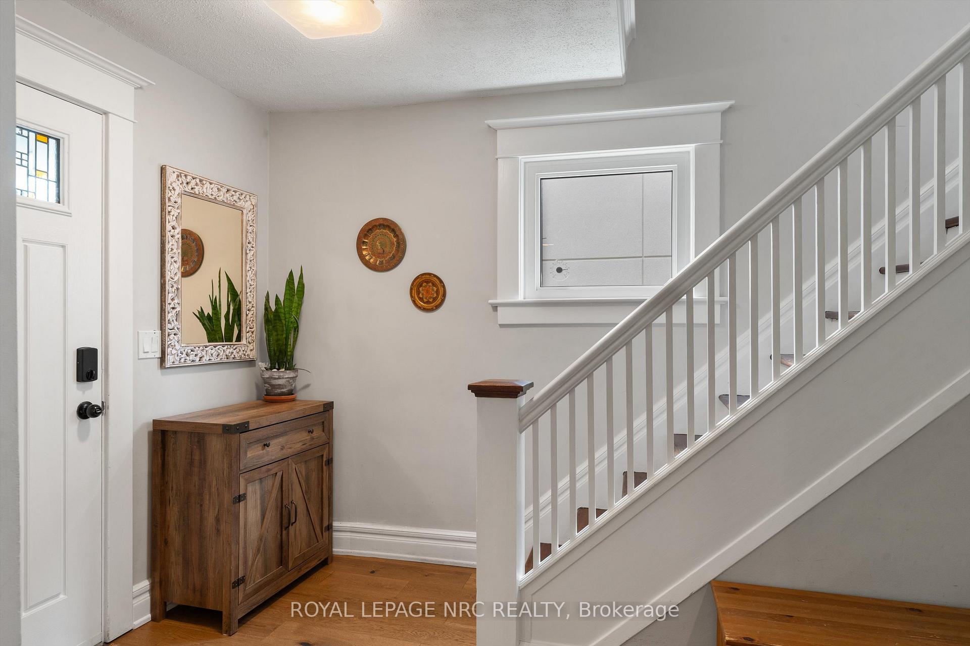 Photo 8 of 155 Russell Avenue, St. Catharines, Downtown — HOMEH