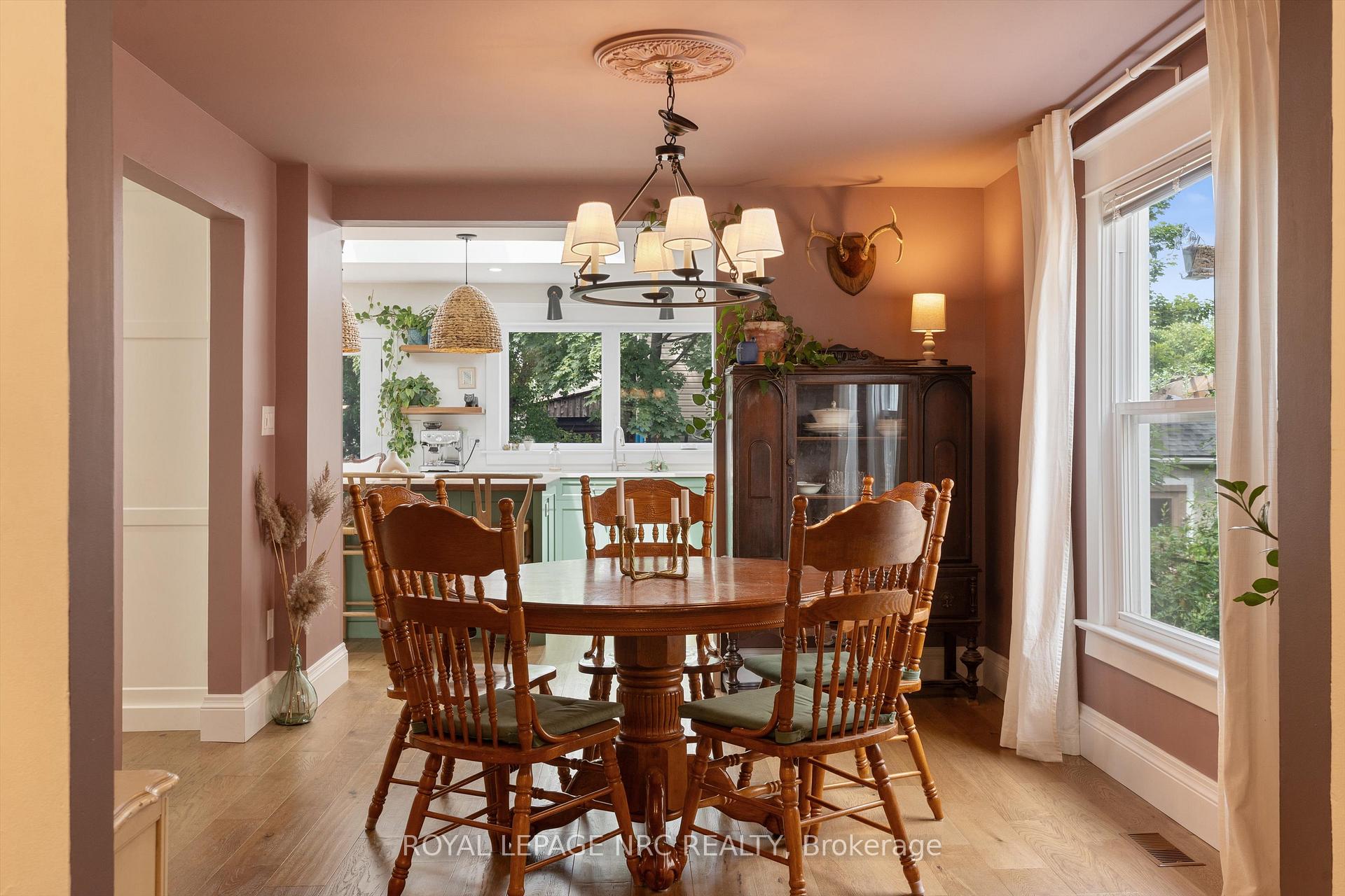 Photo 12 of 155 Russell Avenue, St. Catharines, Downtown — HOMEH