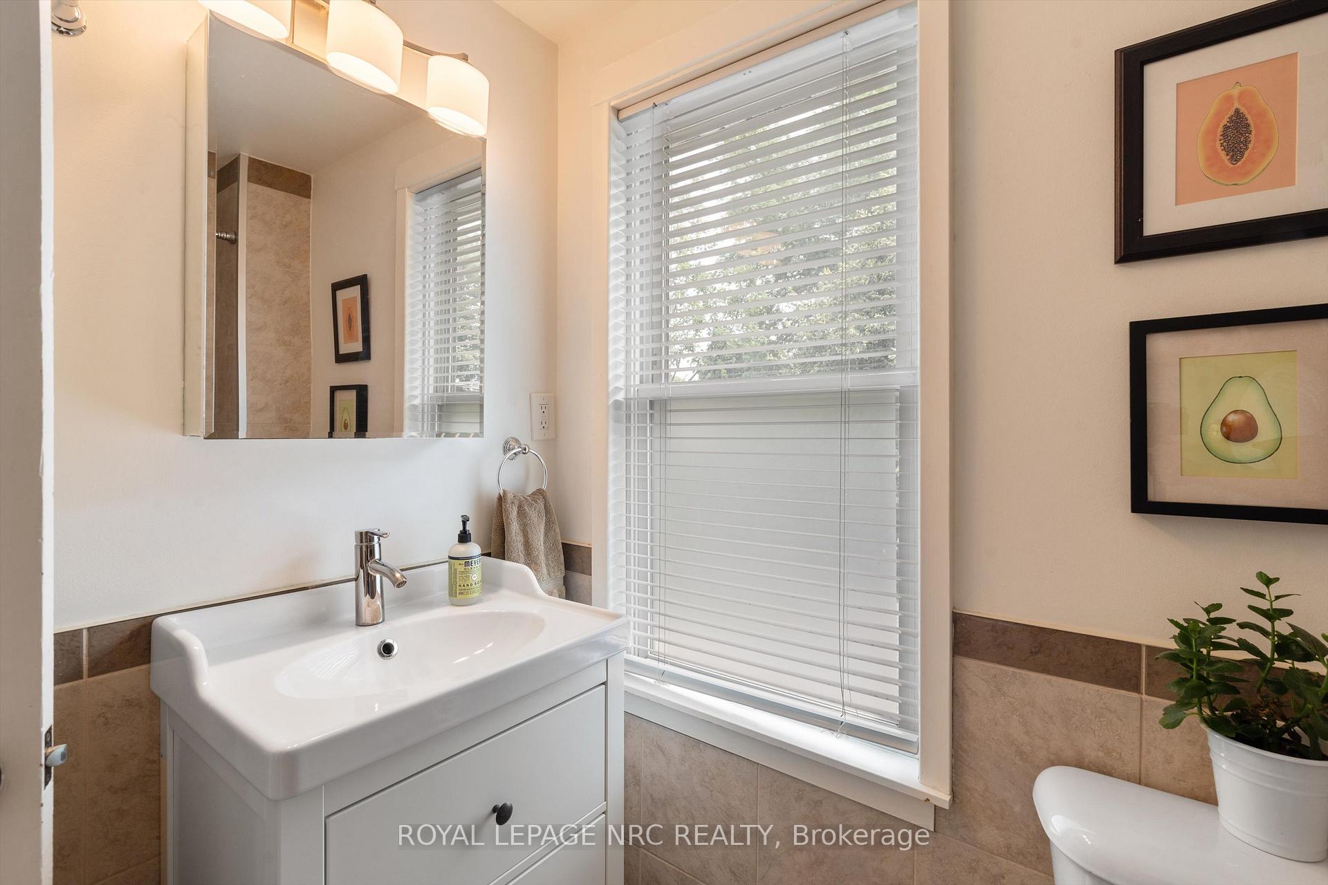 Photo 22 of 155 Russell Avenue, St. Catharines, Downtown — HOMEH