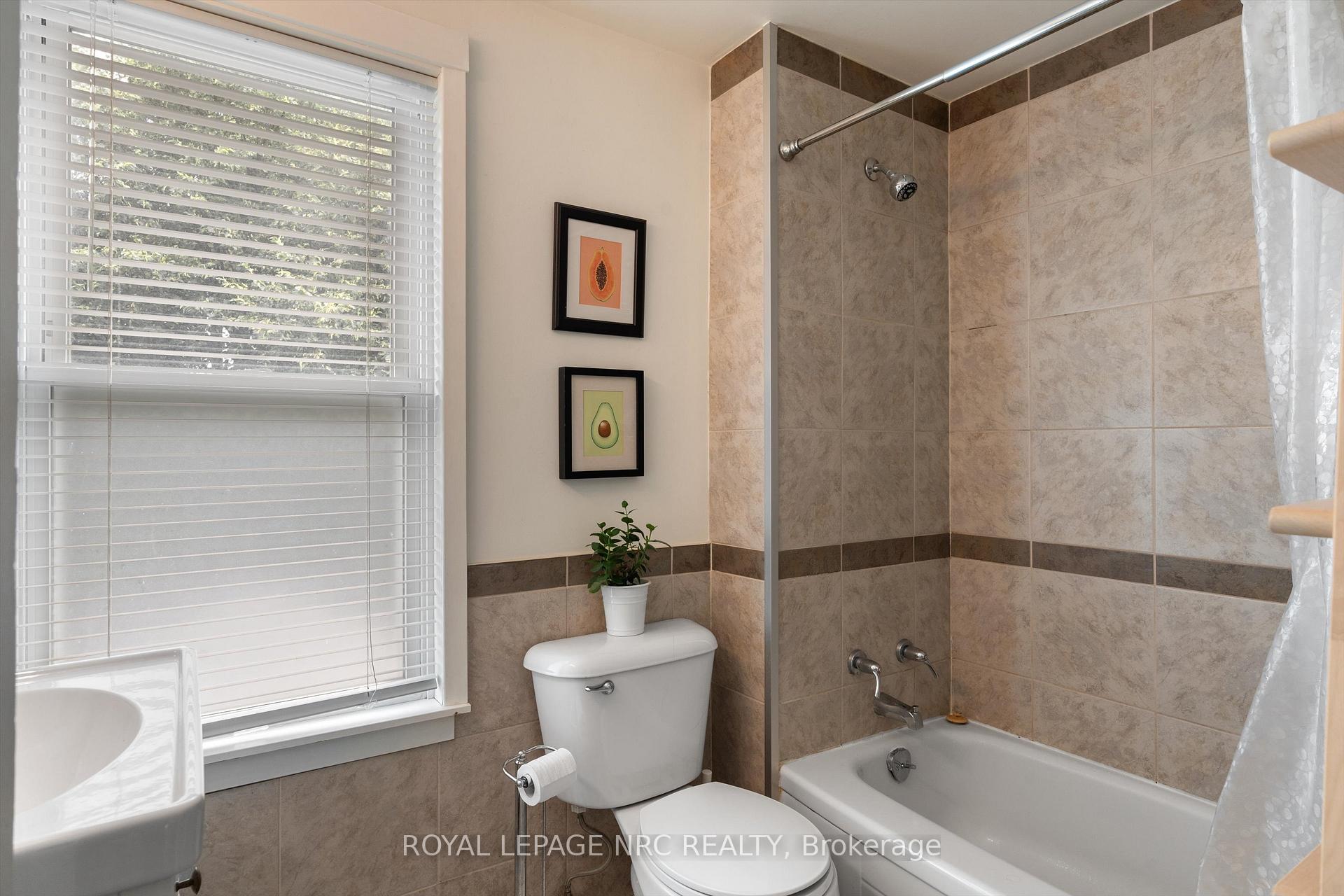 Photo 23 of 155 Russell Avenue, St. Catharines, Downtown — HOMEH