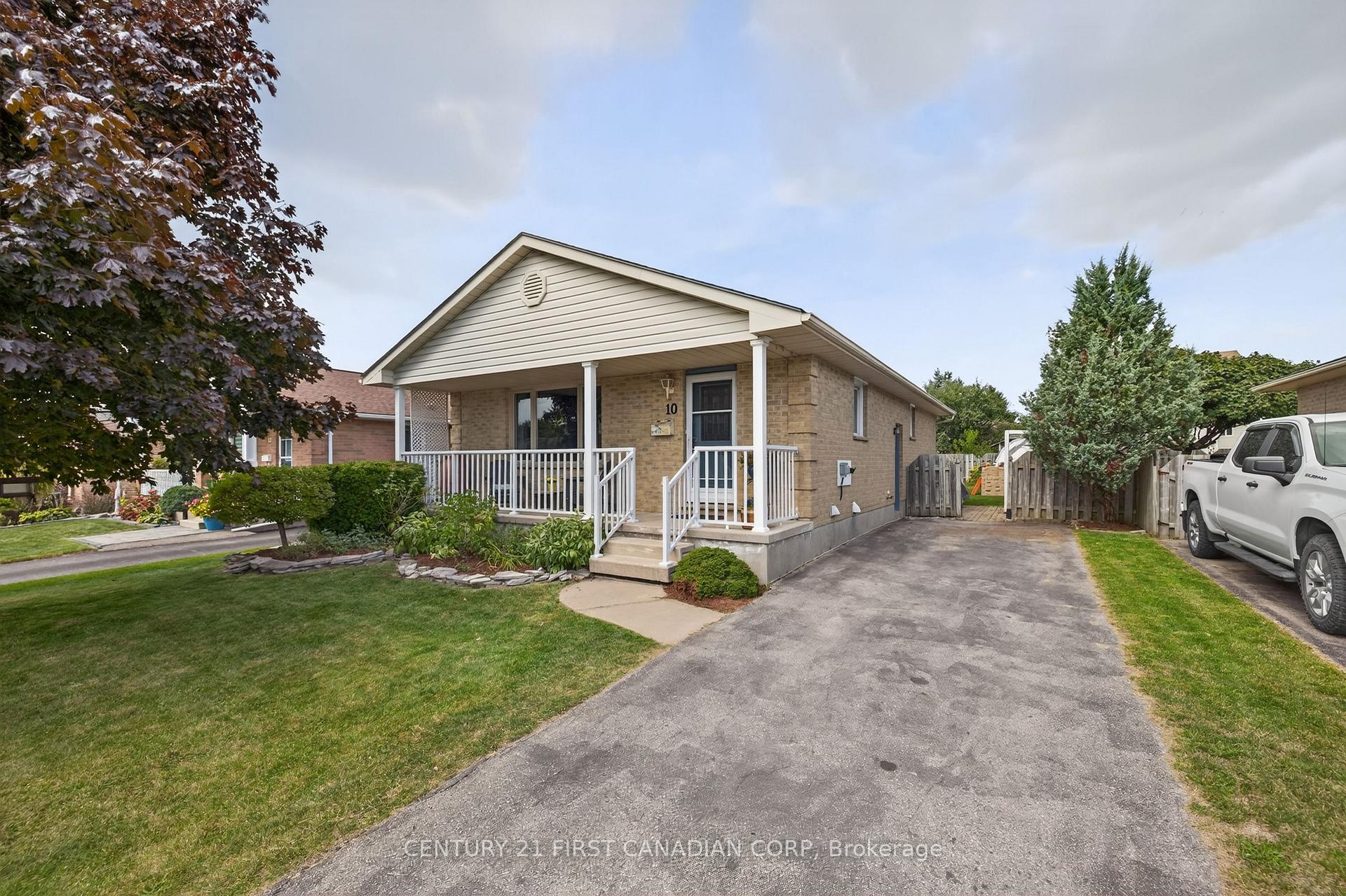 Photo 1 of 10 Rickwood Place, St. Thomas — HOMEH