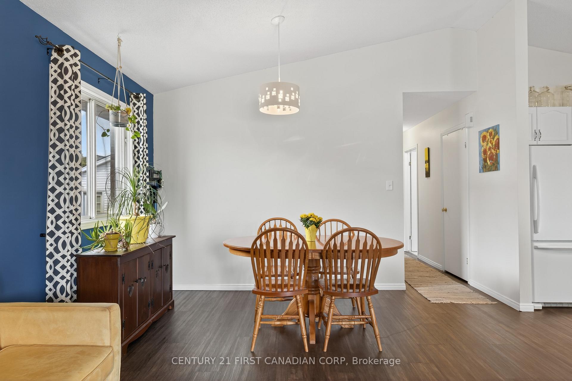 Photo 9 of 10 Rickwood Place, St. Thomas — HOMEH
