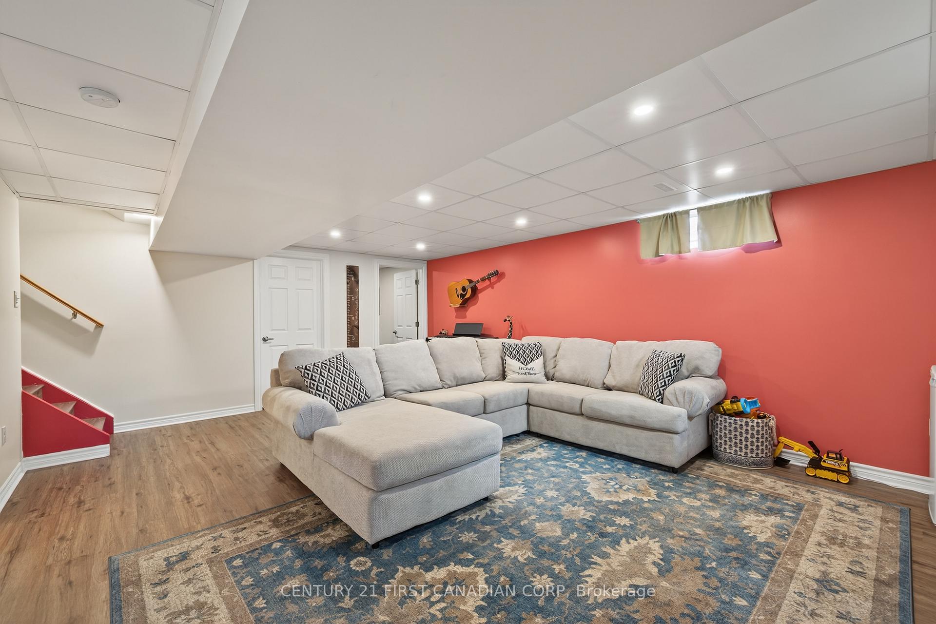 Photo 26 of 10 Rickwood Place, St. Thomas — HOMEH