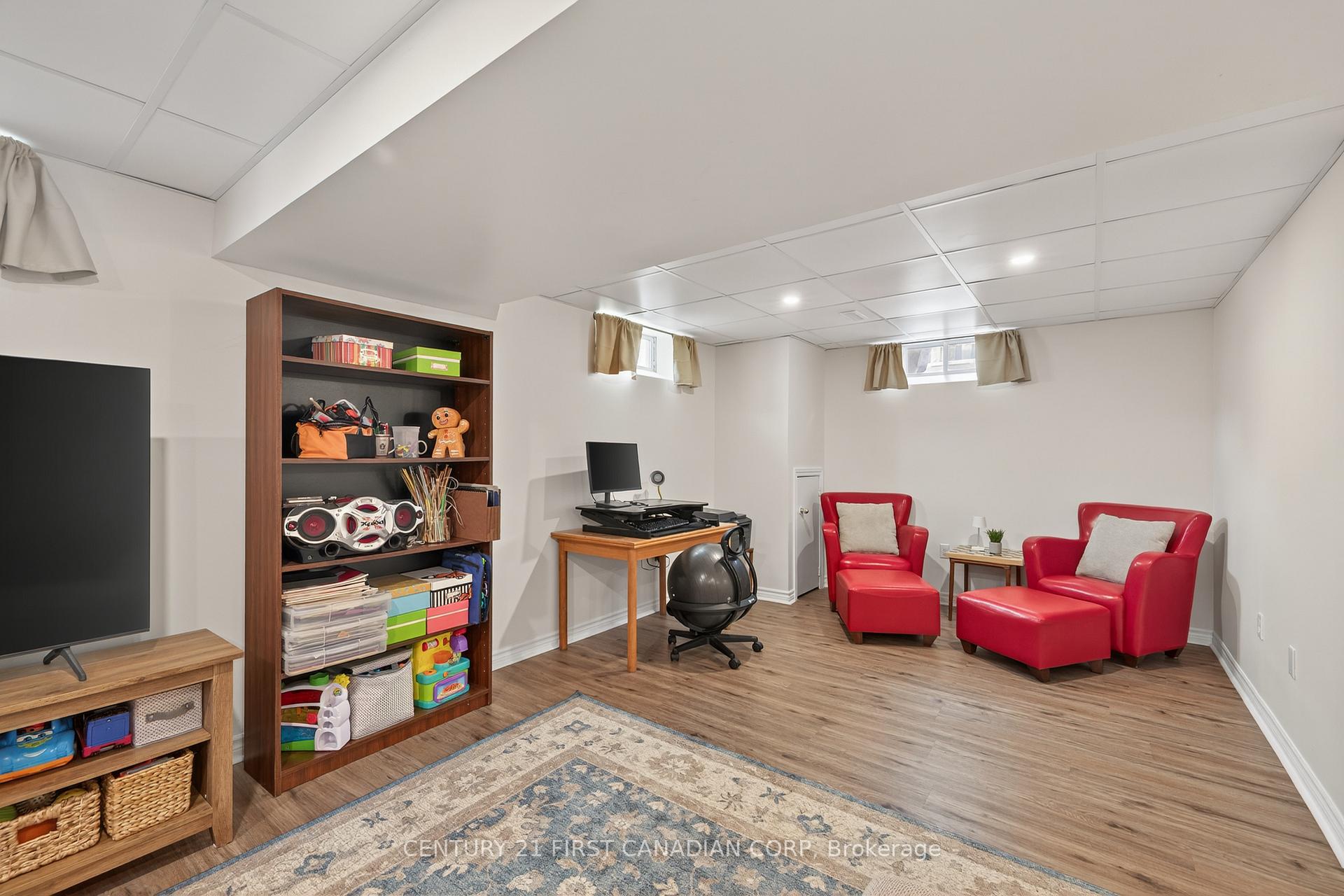 Photo 29 of 10 Rickwood Place, St. Thomas — HOMEH