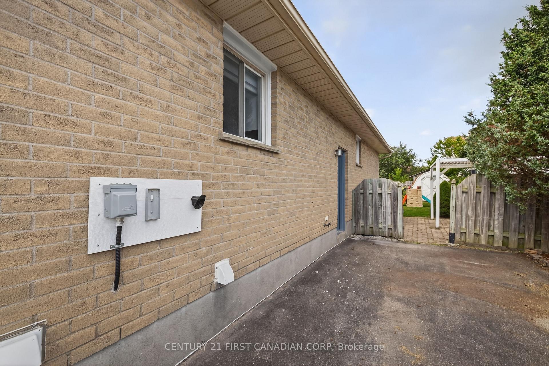 Photo 34 of 10 Rickwood Place, St. Thomas — HOMEH