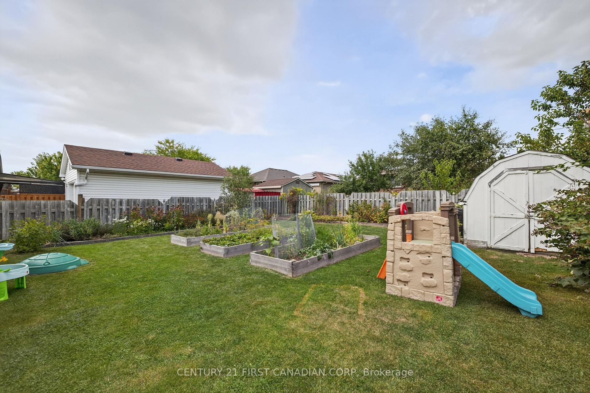 Photo 36 of 10 Rickwood Place, St. Thomas — HOMEH