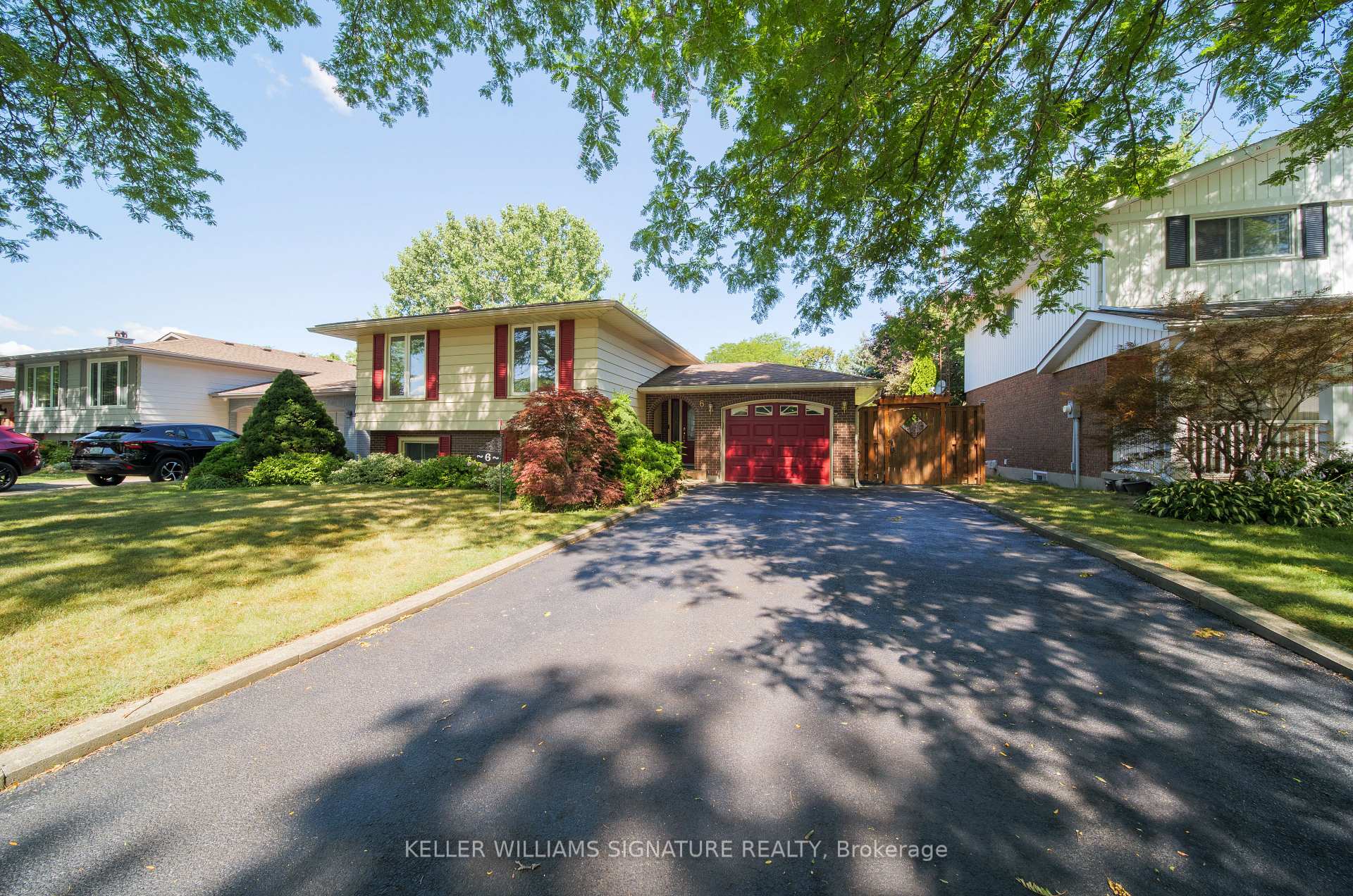 Photo 1 of 6 Deanna Crescent, St. Catharines, Martindale Pond — HOMEH