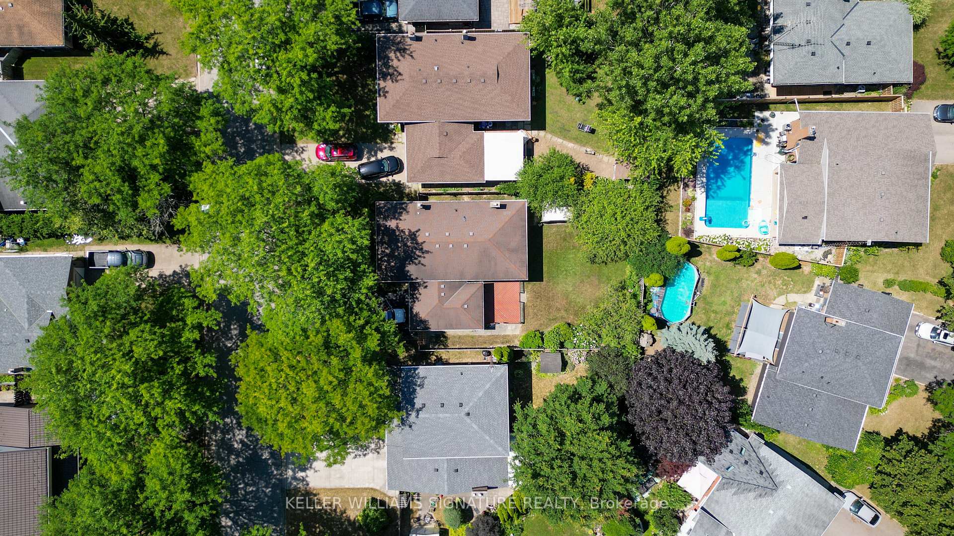 Photo 4 of 6 Deanna Crescent, St. Catharines, Martindale Pond — HOMEH