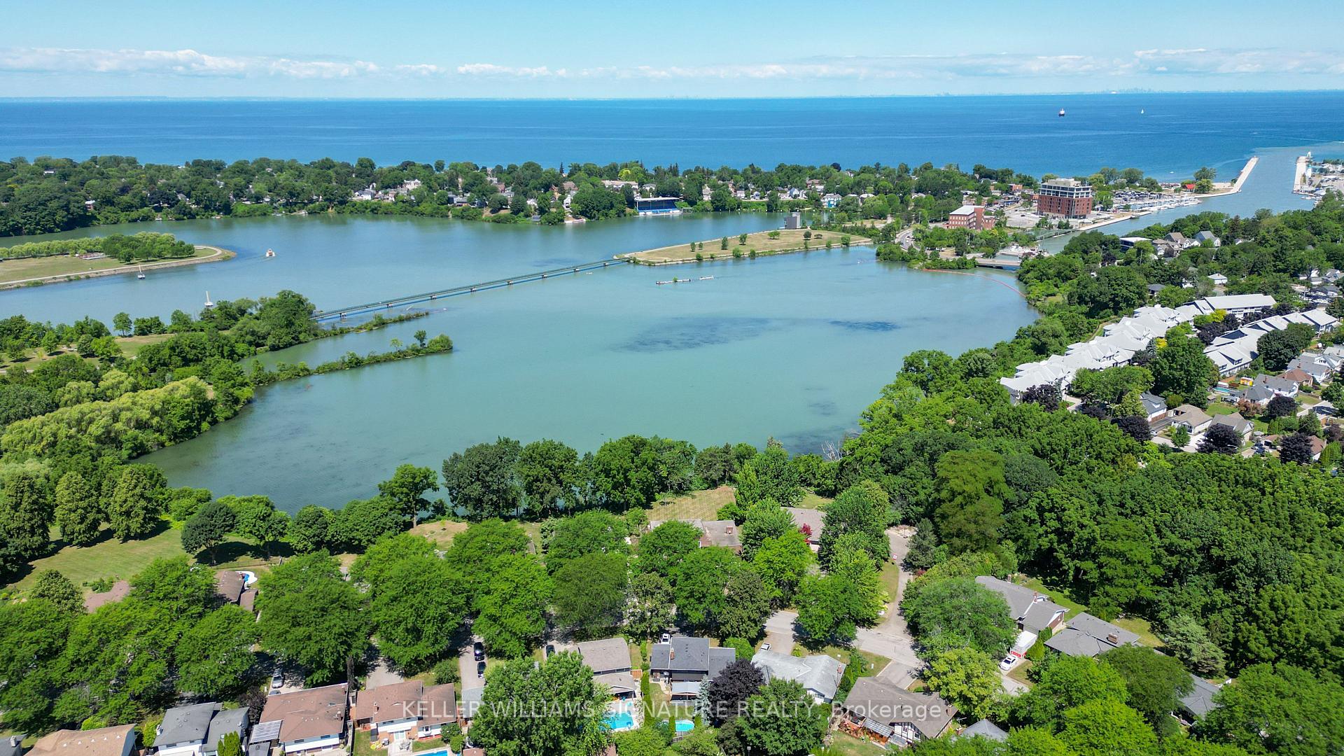 Photo 6 of 6 Deanna Crescent, St. Catharines, Martindale Pond — HOMEH