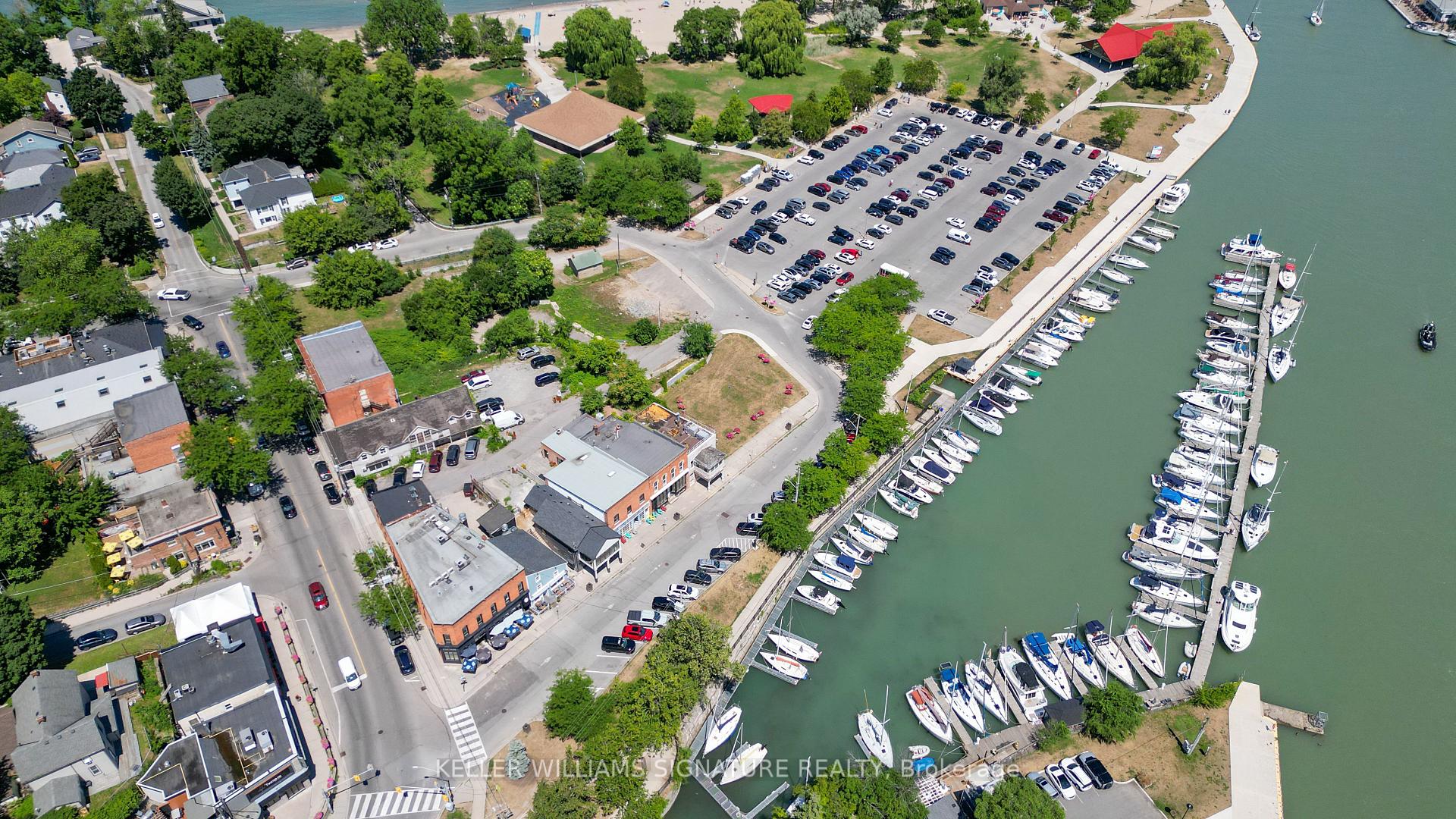 Photo 12 of 6 Deanna Crescent, St. Catharines, Martindale Pond — HOMEH