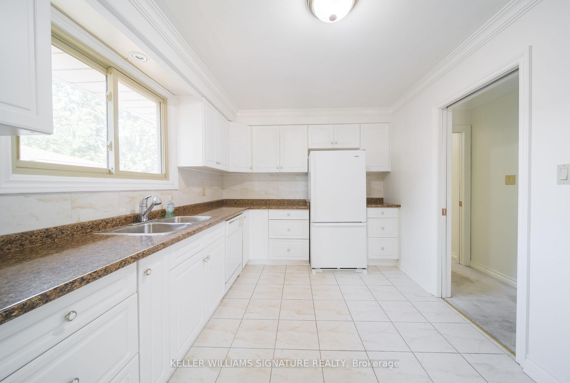 Photo 22 of 6 Deanna Crescent, St. Catharines, Martindale Pond — HOMEH