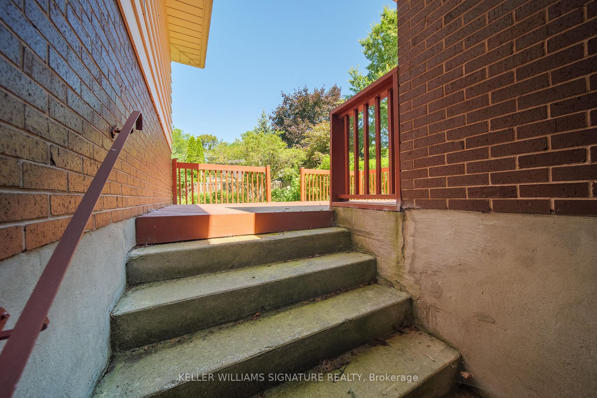 Photo 44 of 6 Deanna Crescent, St. Catharines, Martindale Pond — HOMEH