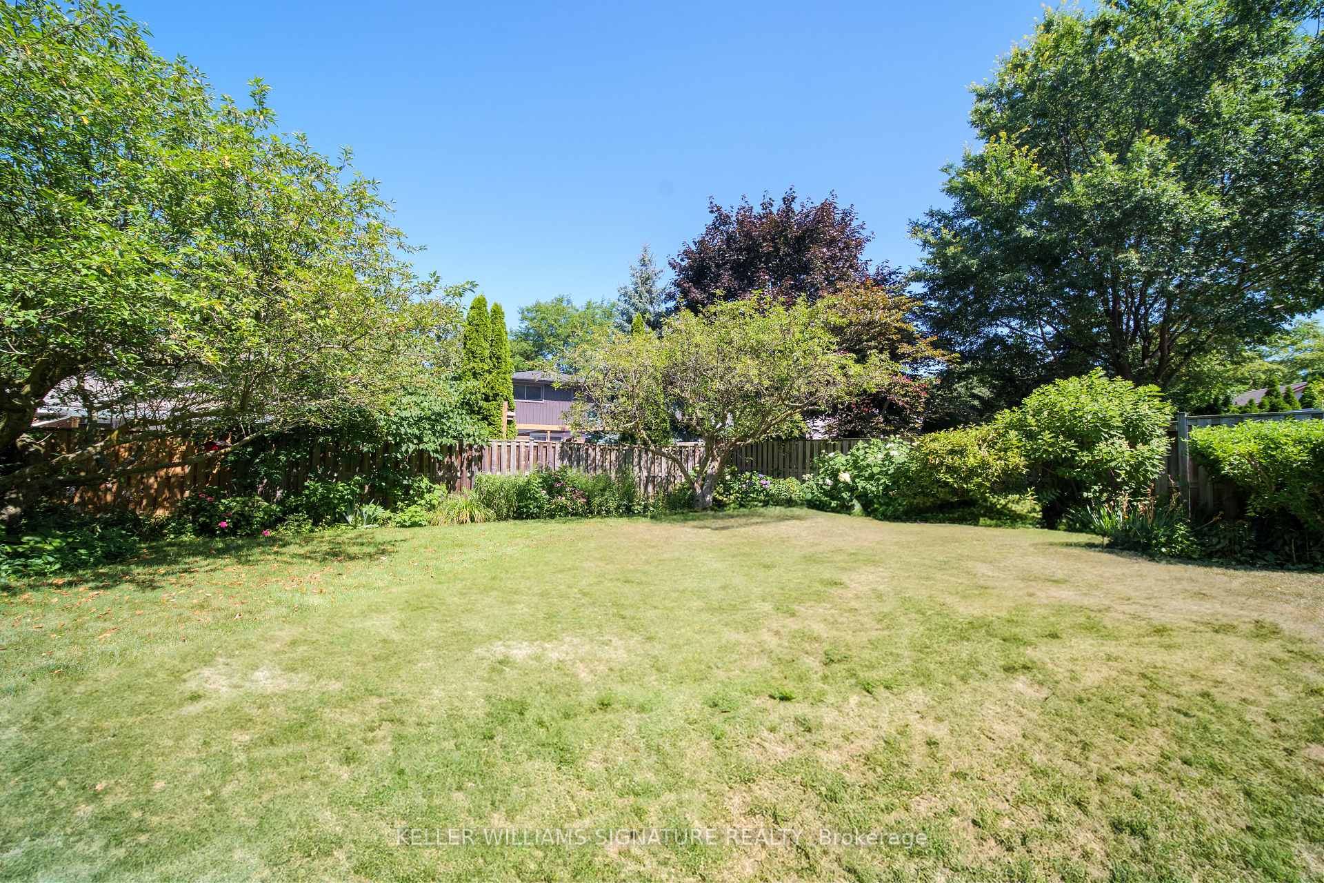 Photo 48 of 6 Deanna Crescent, St. Catharines, Martindale Pond — HOMEH