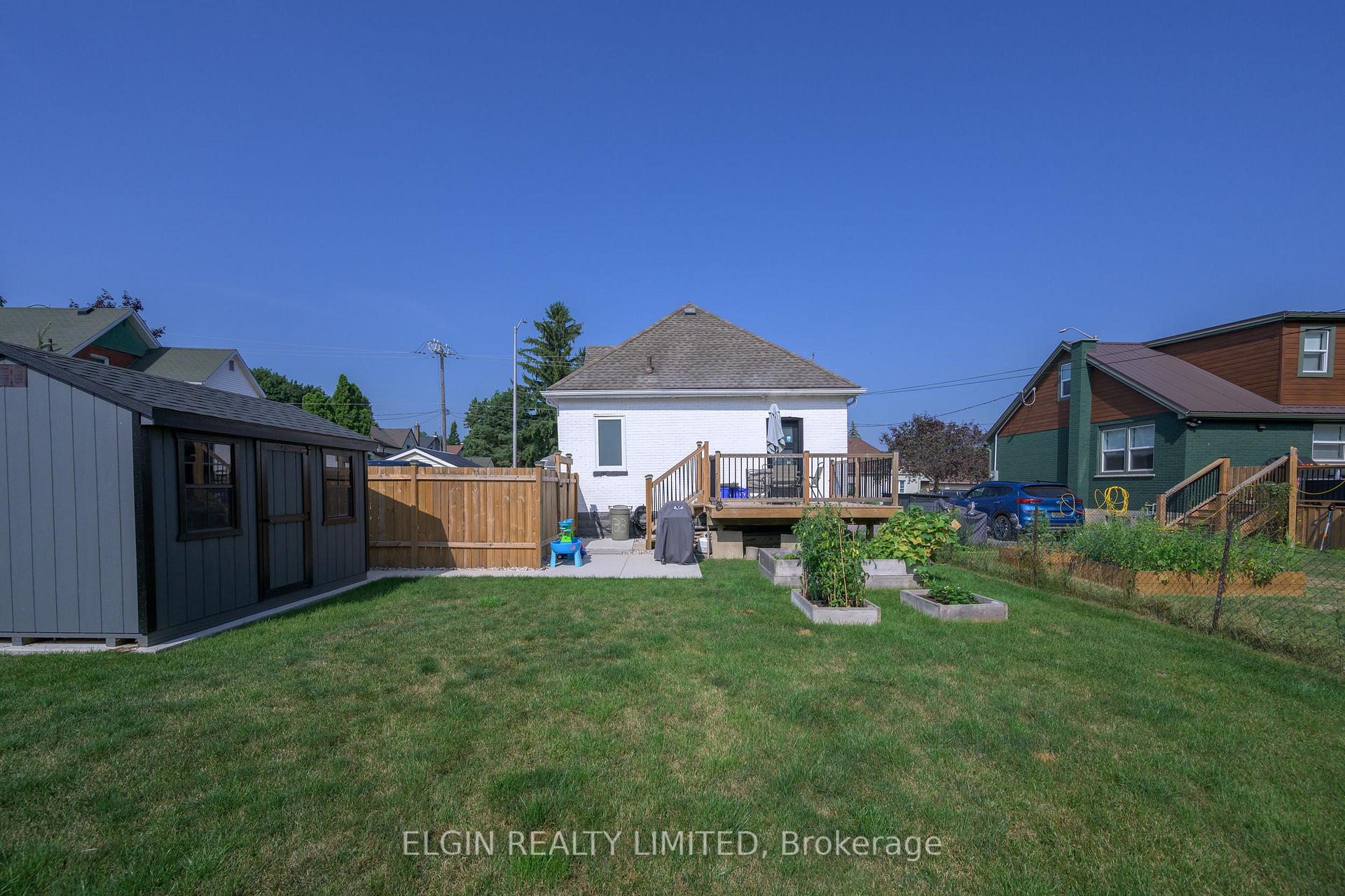 Photo 10 of 133 Balaclava Street, St. Thomas — HOMEH