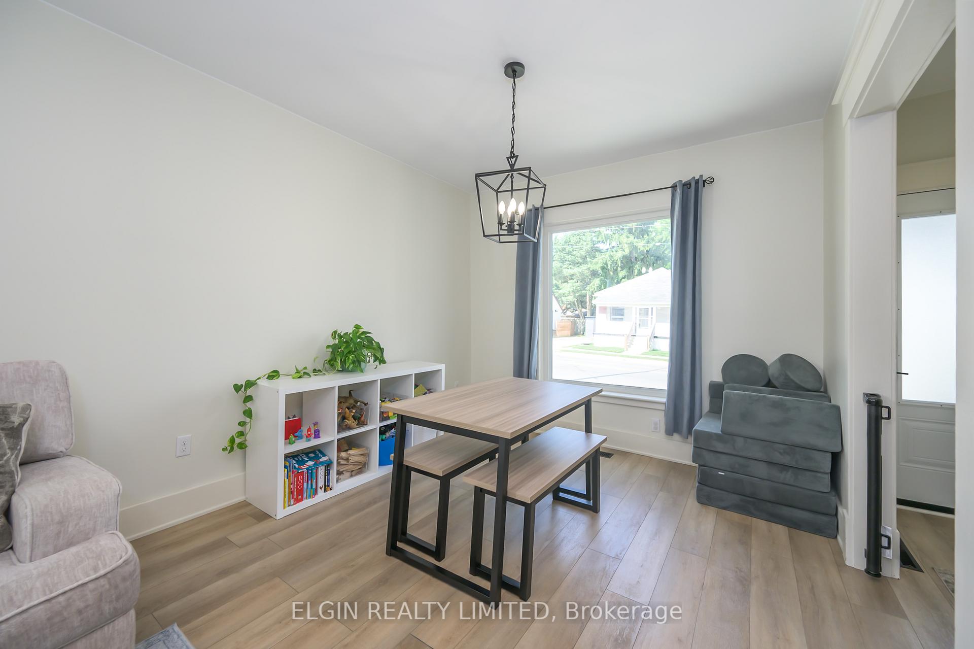 Photo 17 of 133 Balaclava Street, St. Thomas — HOMEH